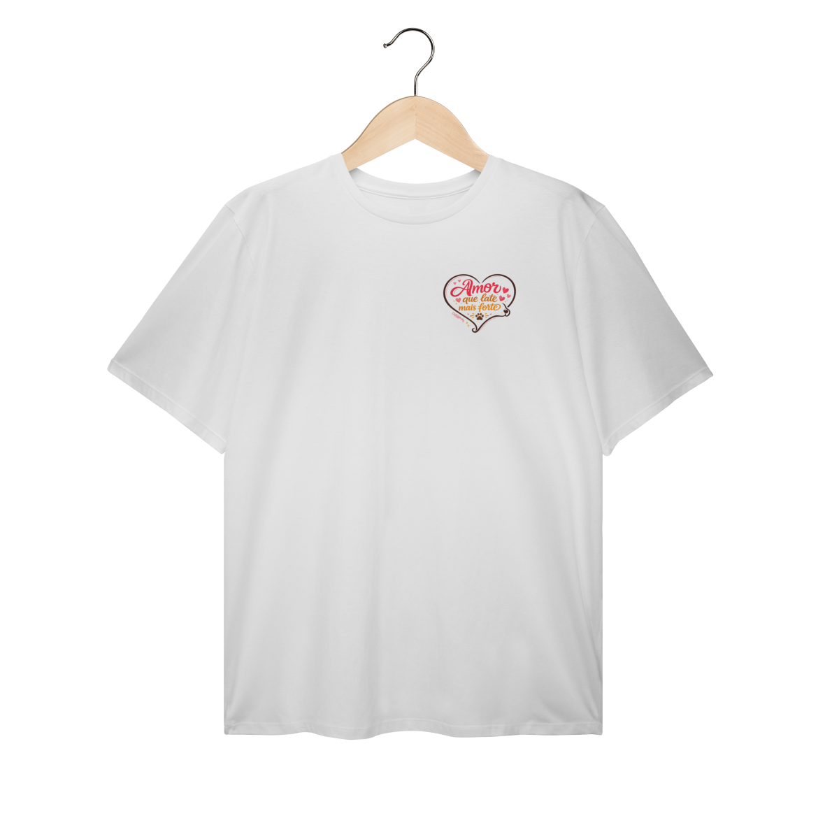 Camiseta Plus Size Amor Que Late Mais Forte