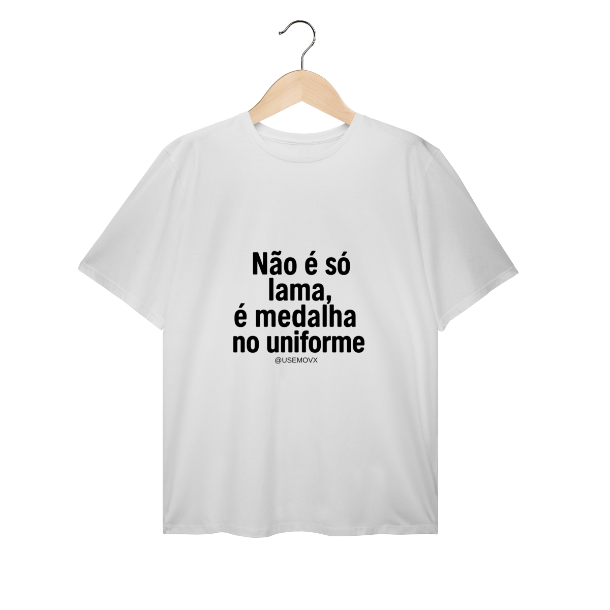 Medalha no uniforme T-Shirt Plus Size