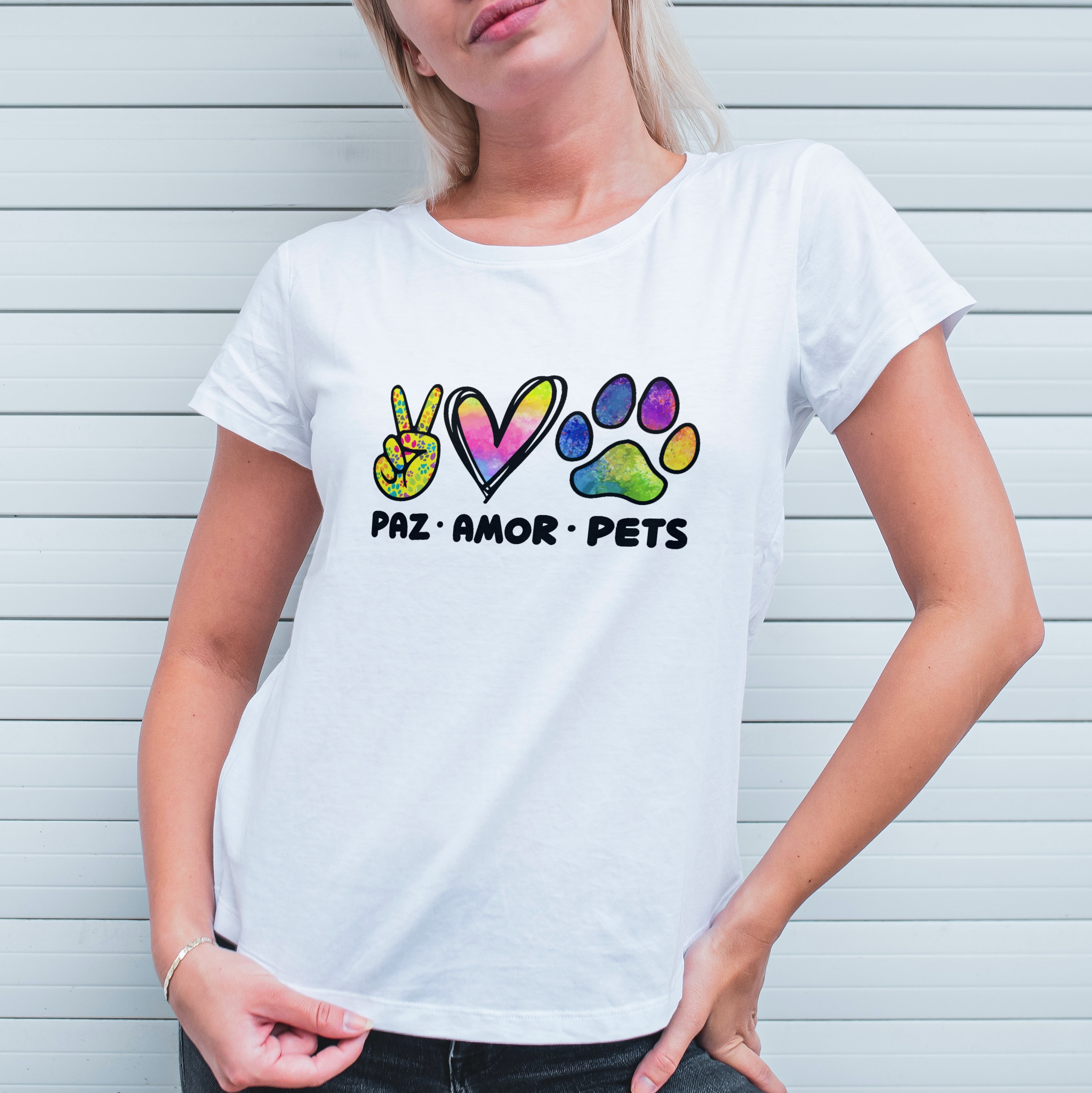 Camiseta Feminina Paz Amor e Pets