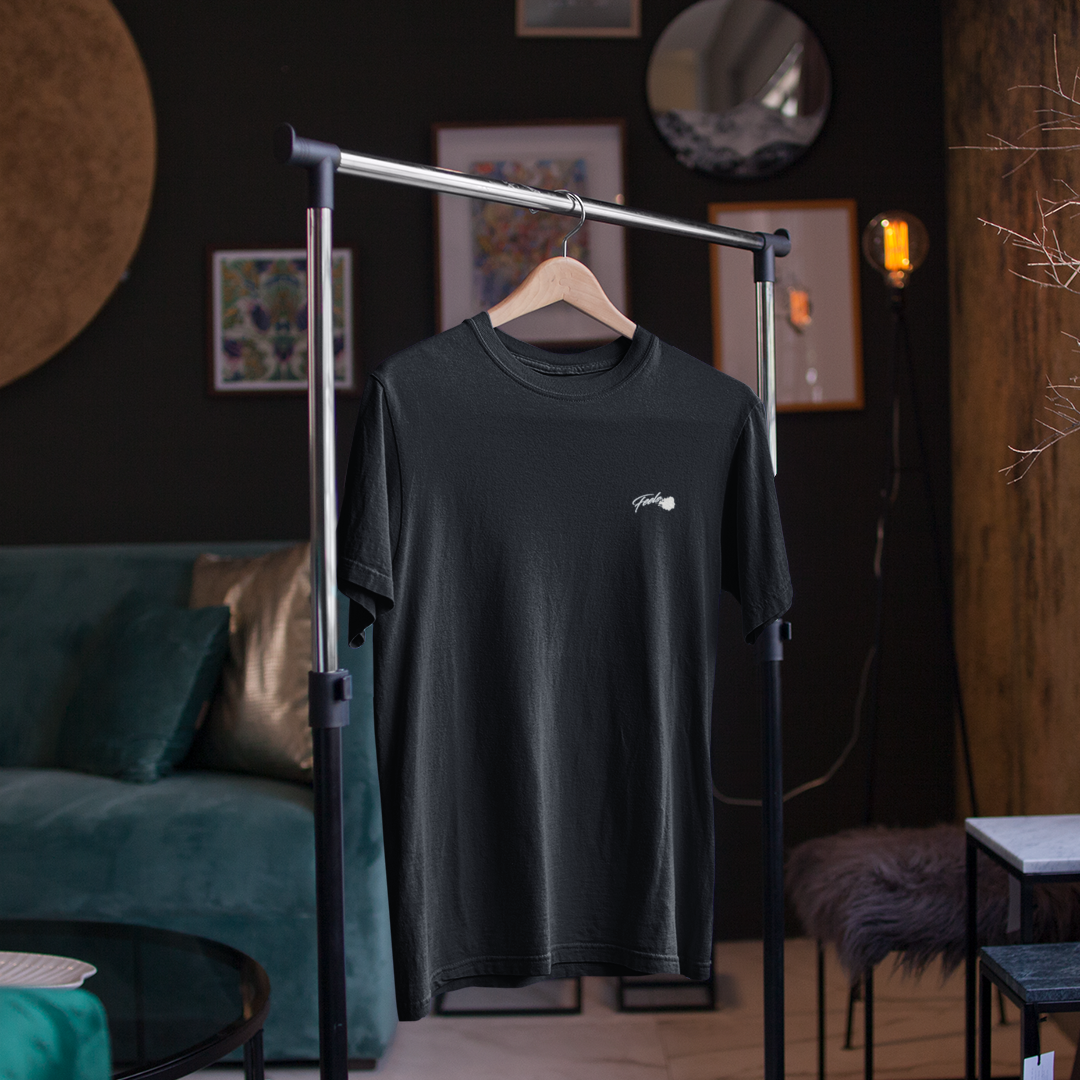 T-Shirt Feels Basic
