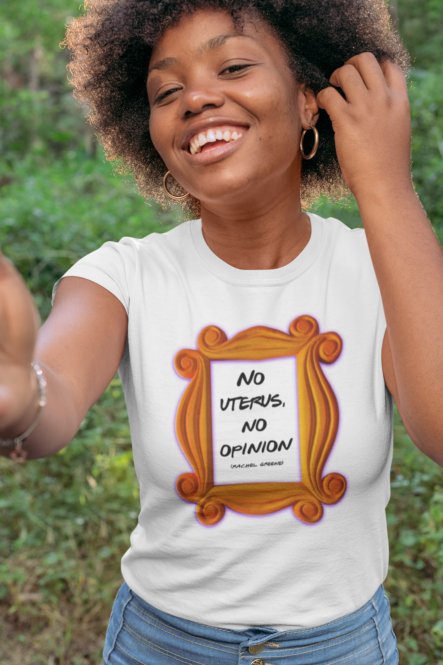 Camisa Branca Friends No uterus, no opinion