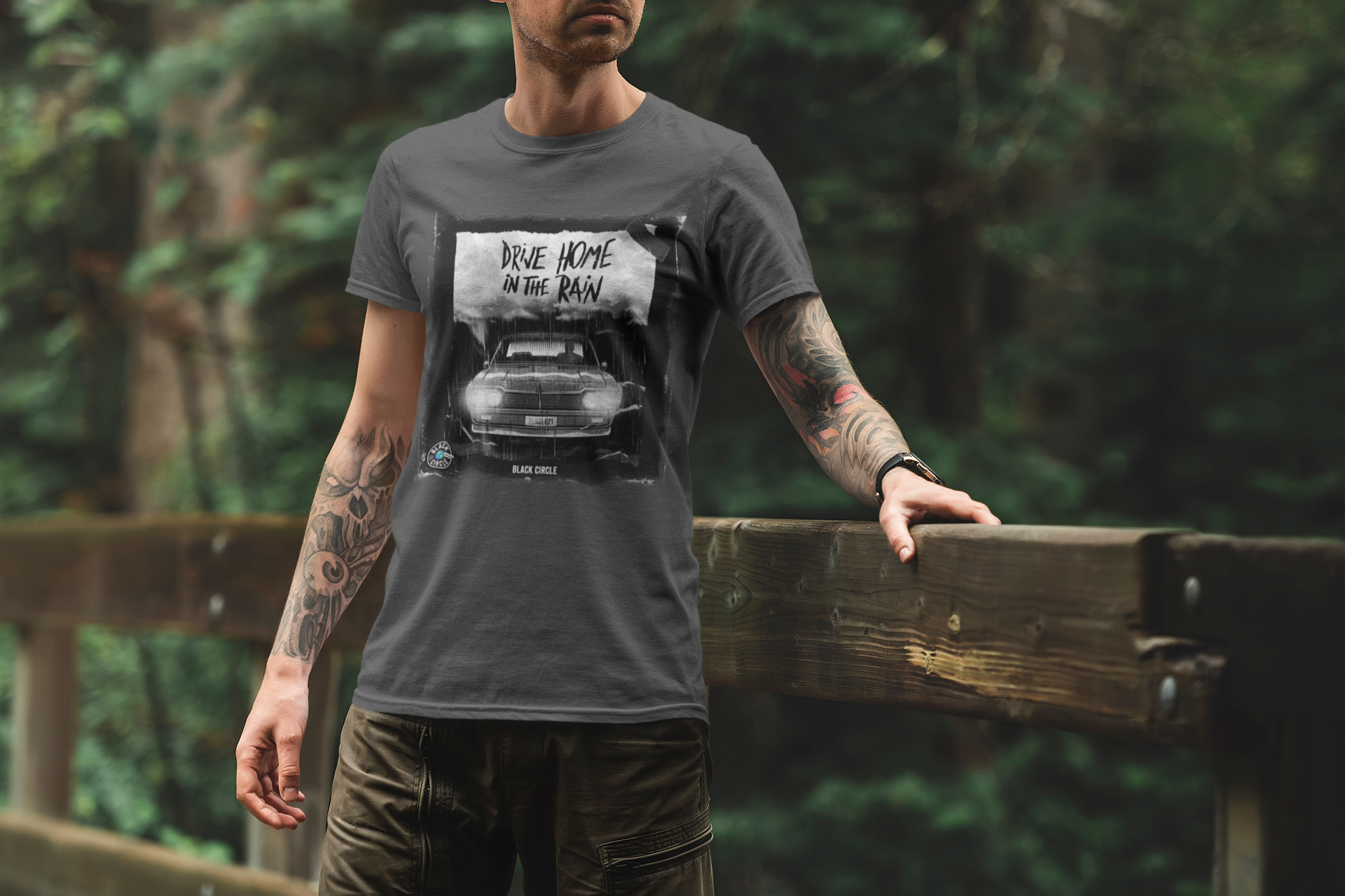 Camisa Estonada Black Circle Drive Home In The Rain (Cores)