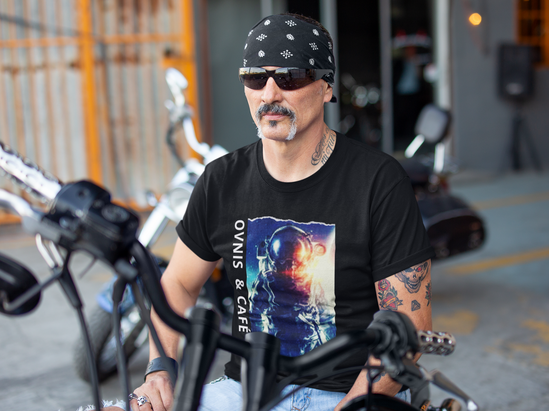 Nome do produto  Camisa Ovnis e cafe