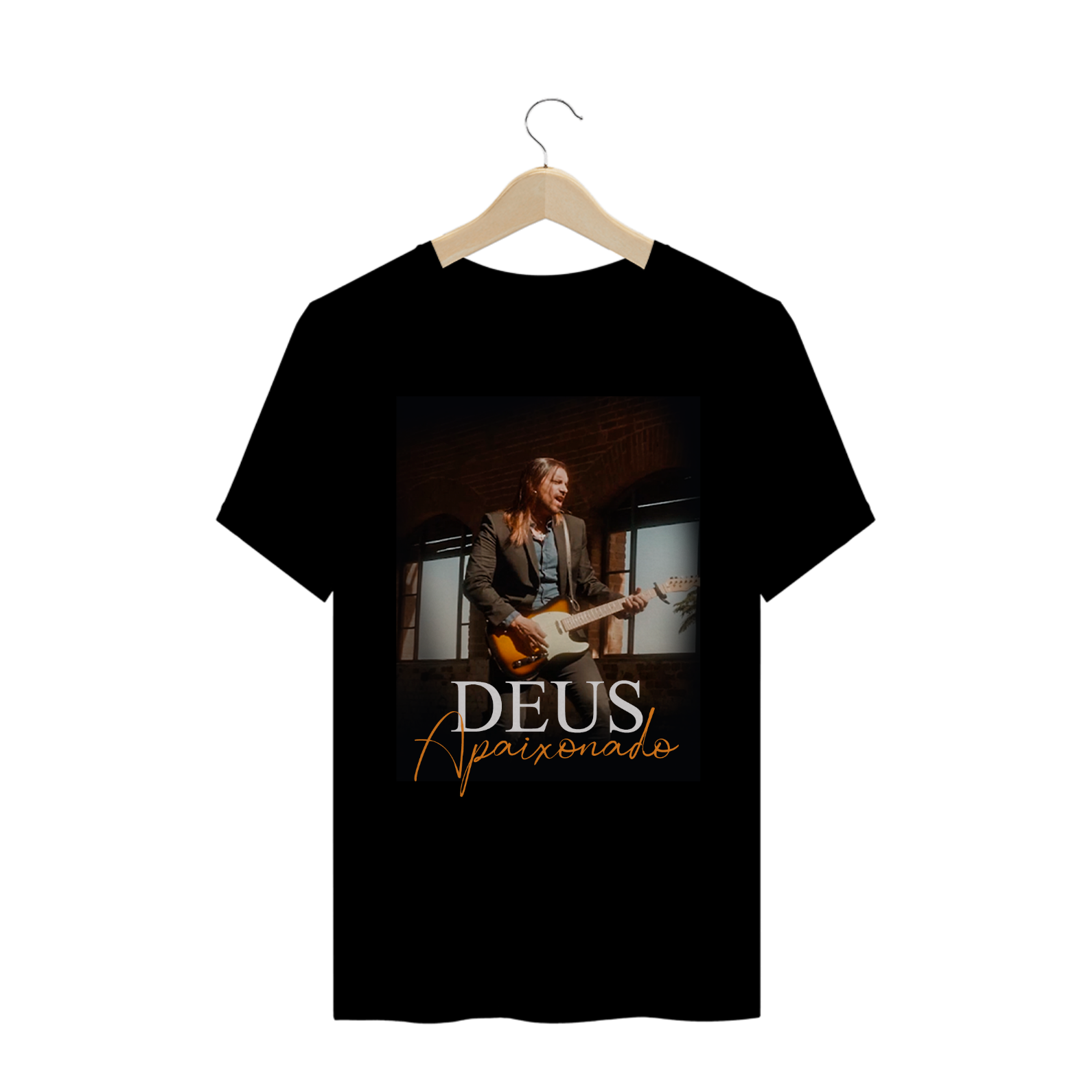 Nome do produto: Camiseta Deus Apaixonado
