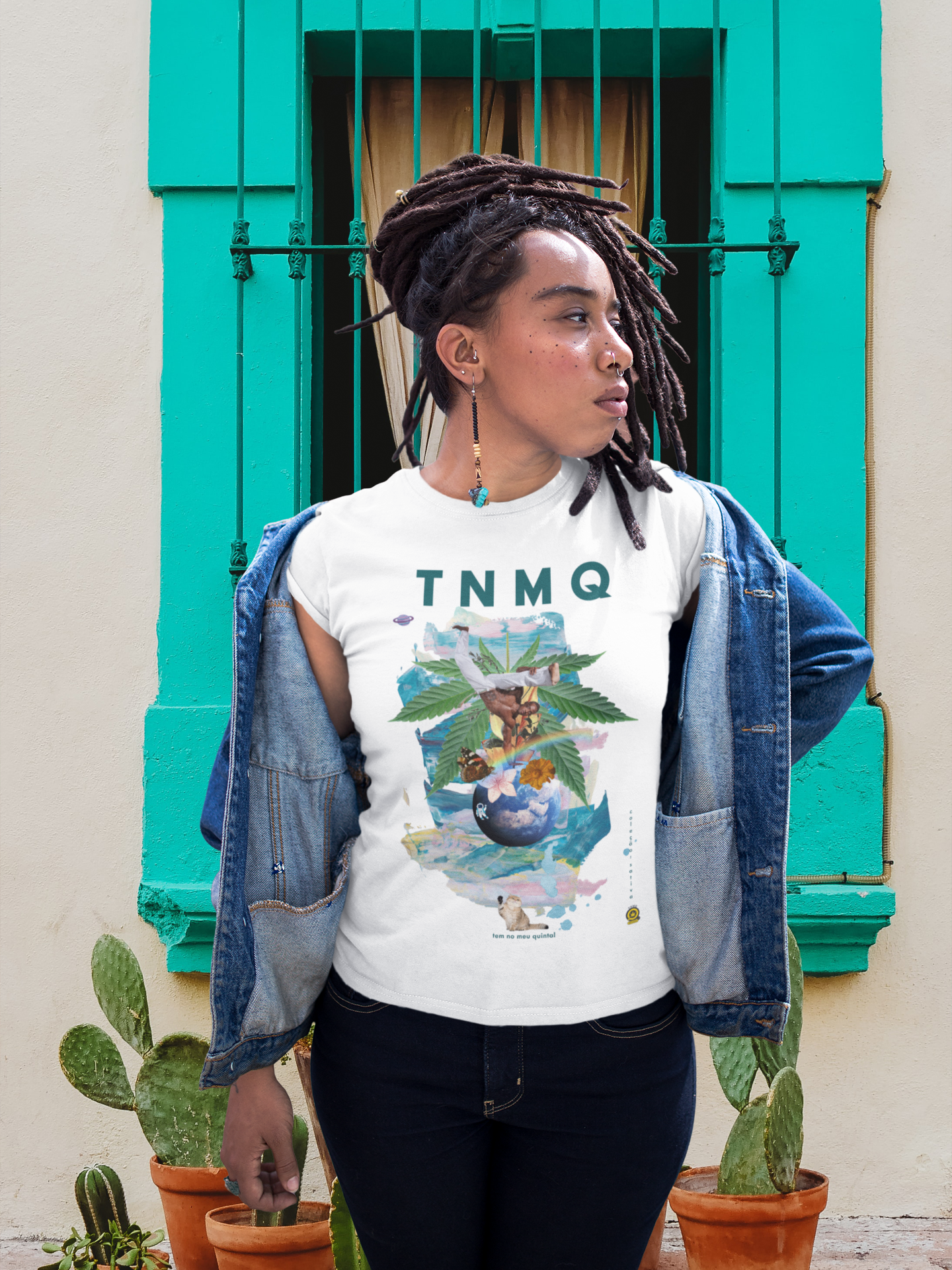 Camiseta T N M Q - Feminina  'Sativa