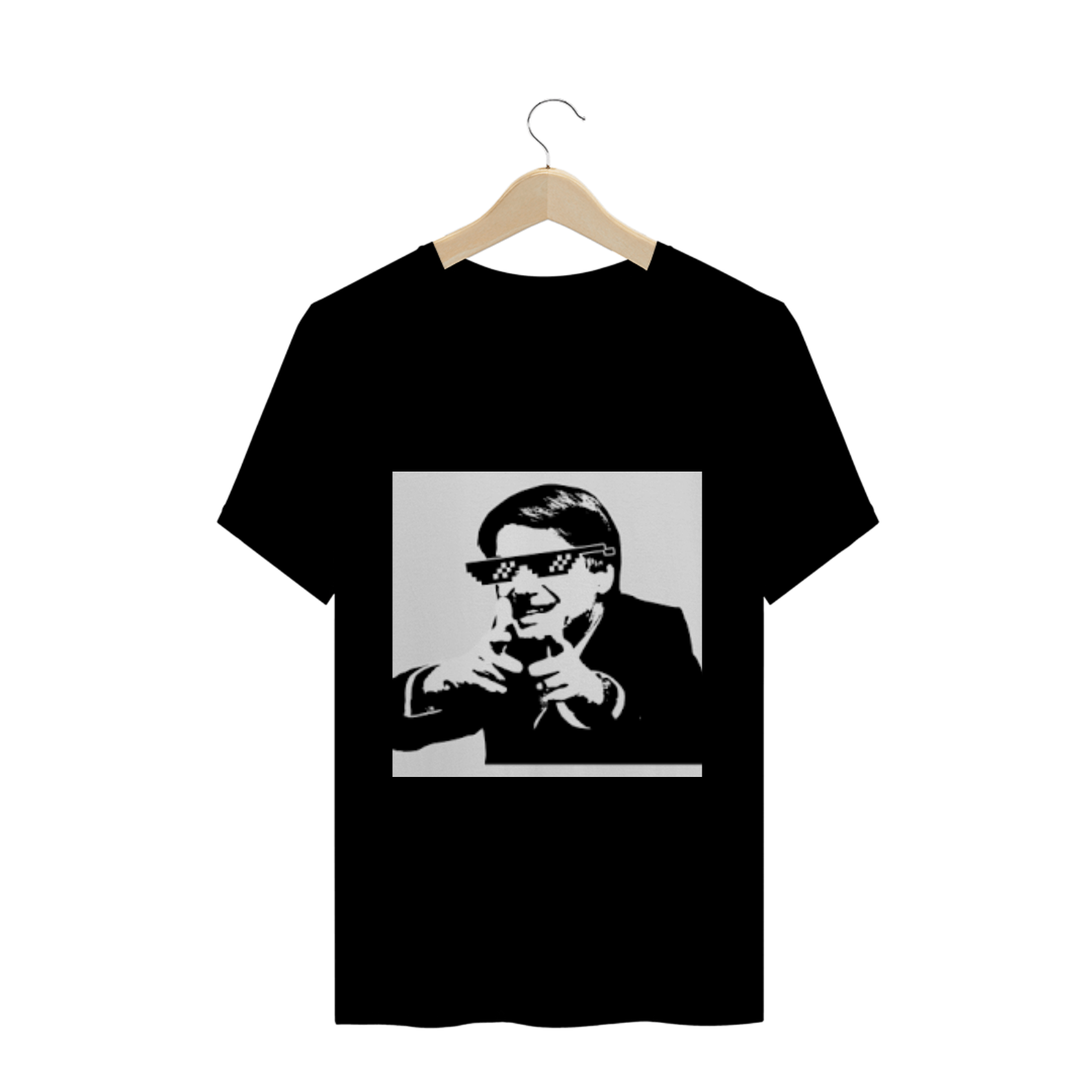 Camiseta Bolsonaro mão arminha