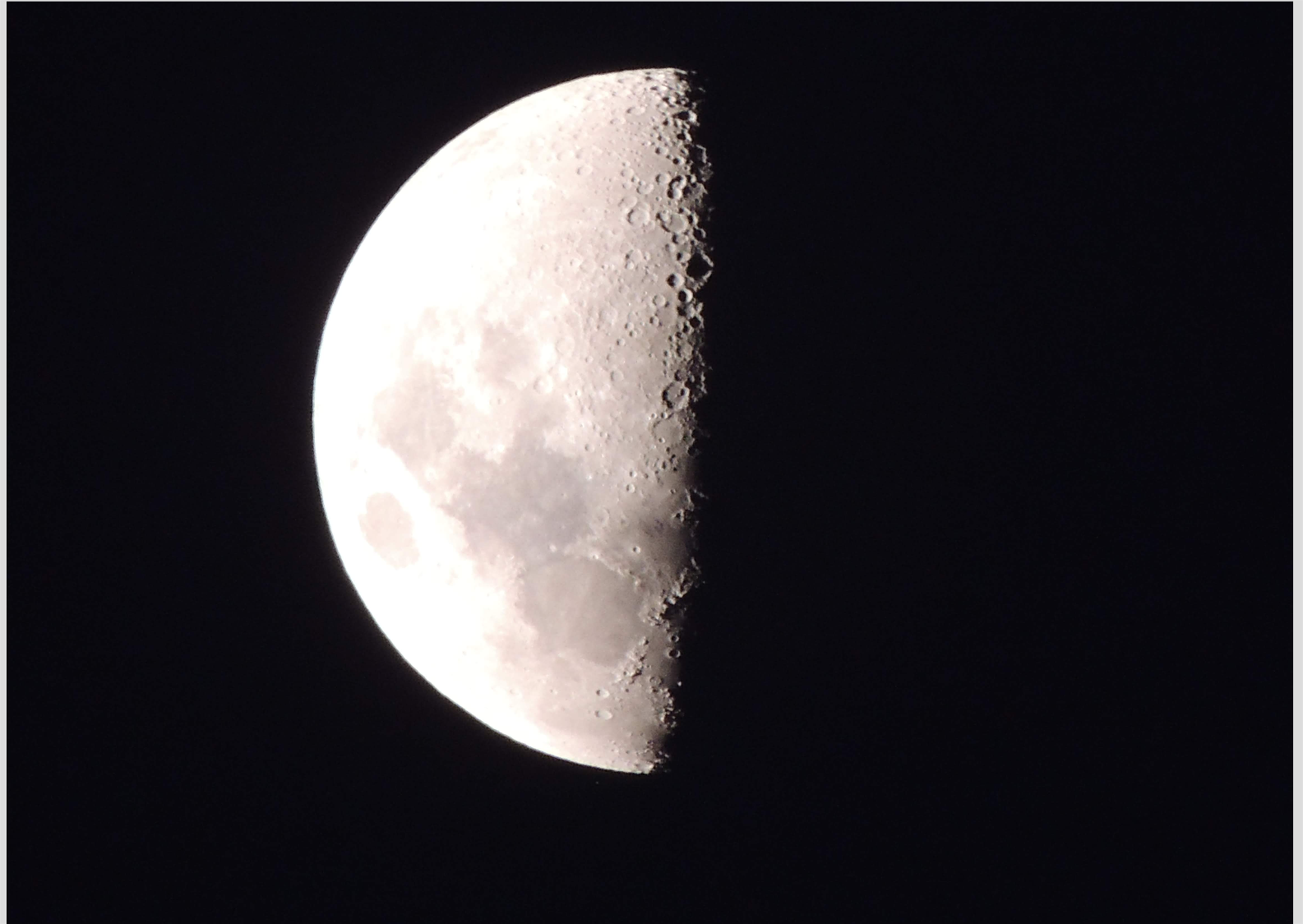 Nome do produto: Moon