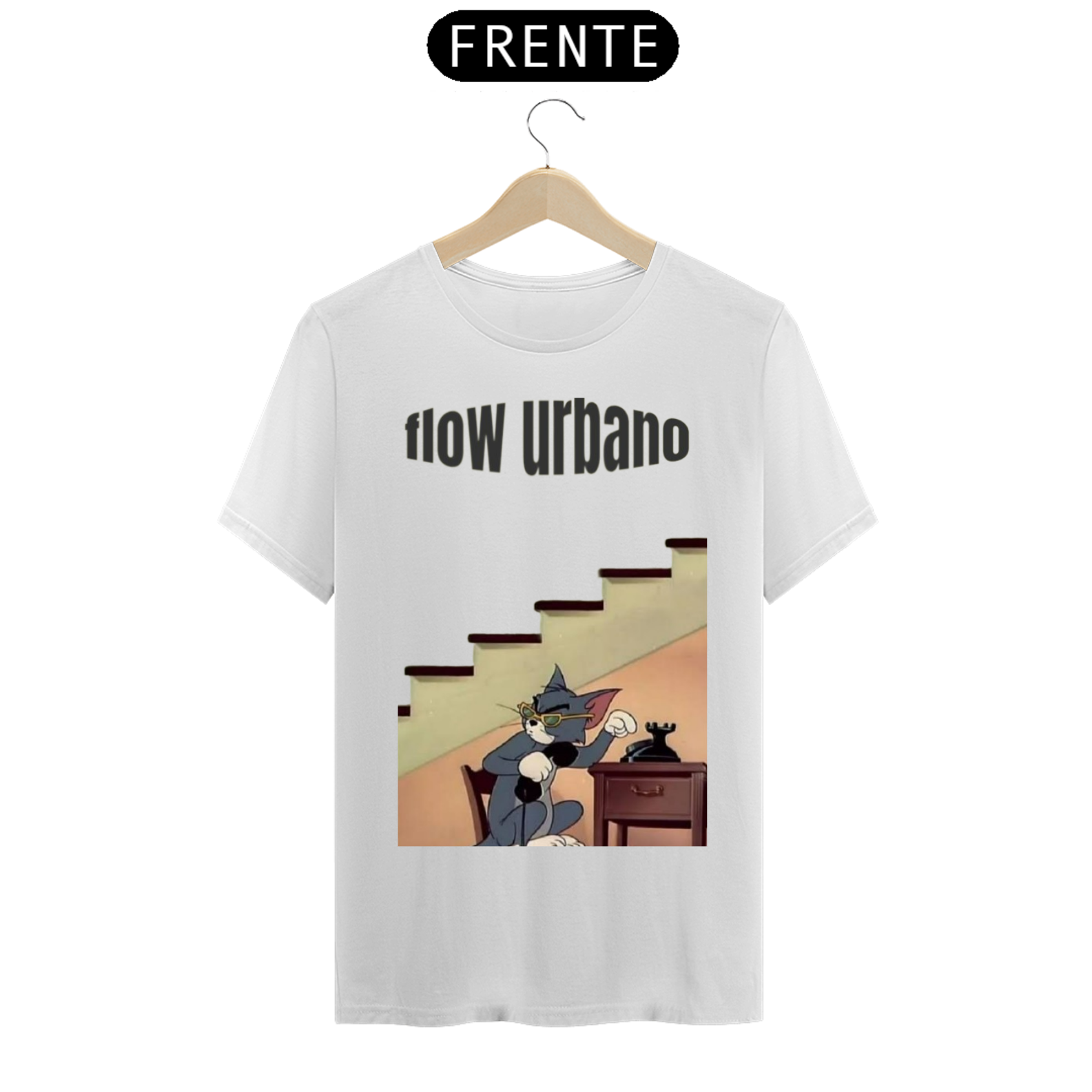 Camiseta flow urbano tom ao telefone