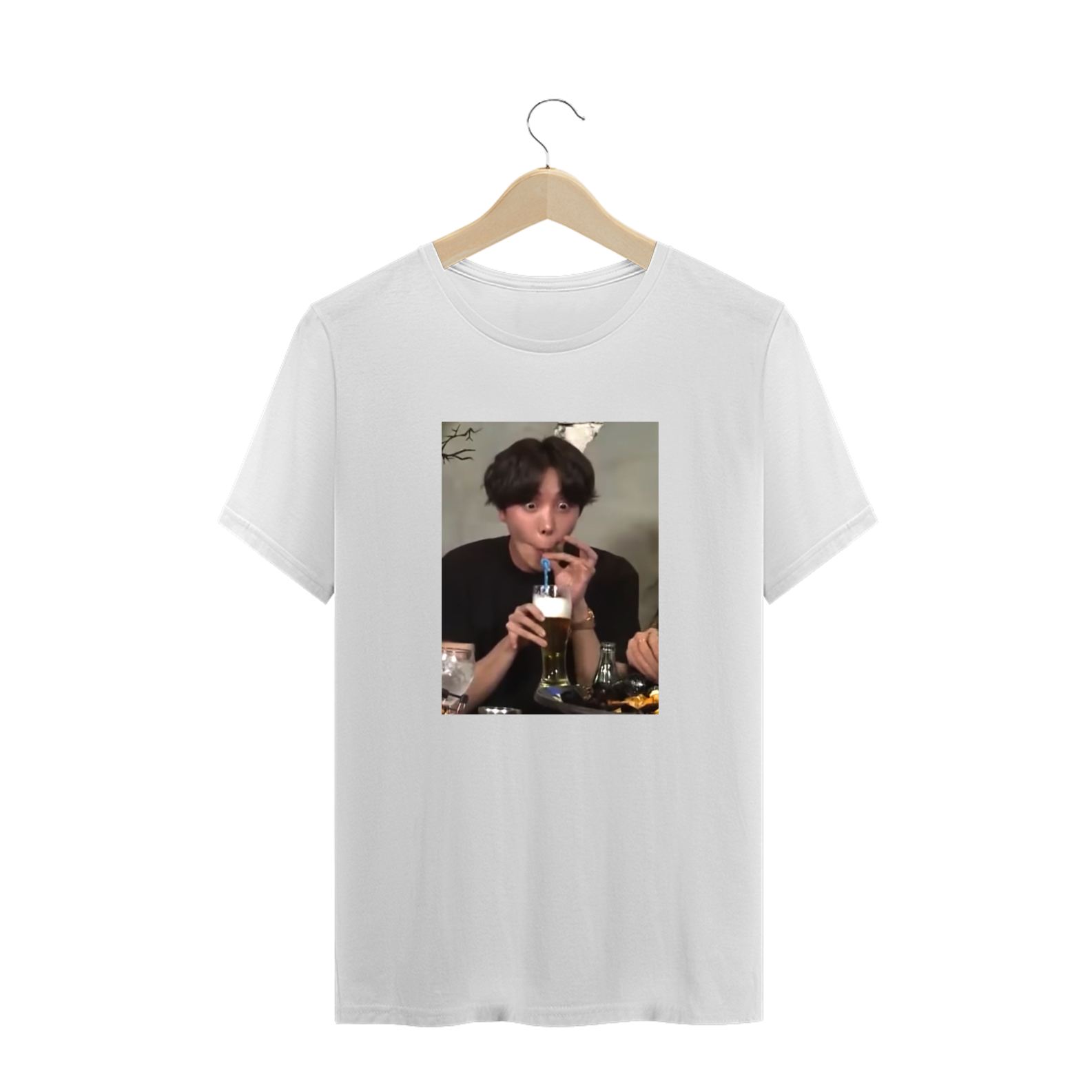 Camiseta Plus Size - J-Hope de Canudinho - BTS