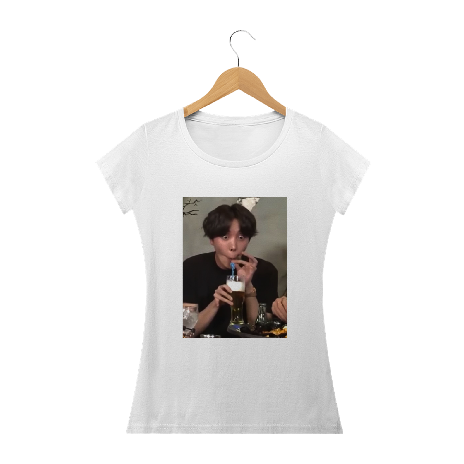 Camiseta Babylook - J-Hope de Canudinho - BTS