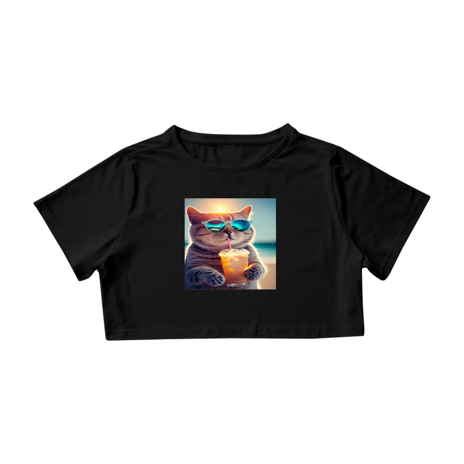 Camiseta Cropped Gato com Óculos de Sol Tomando Suco