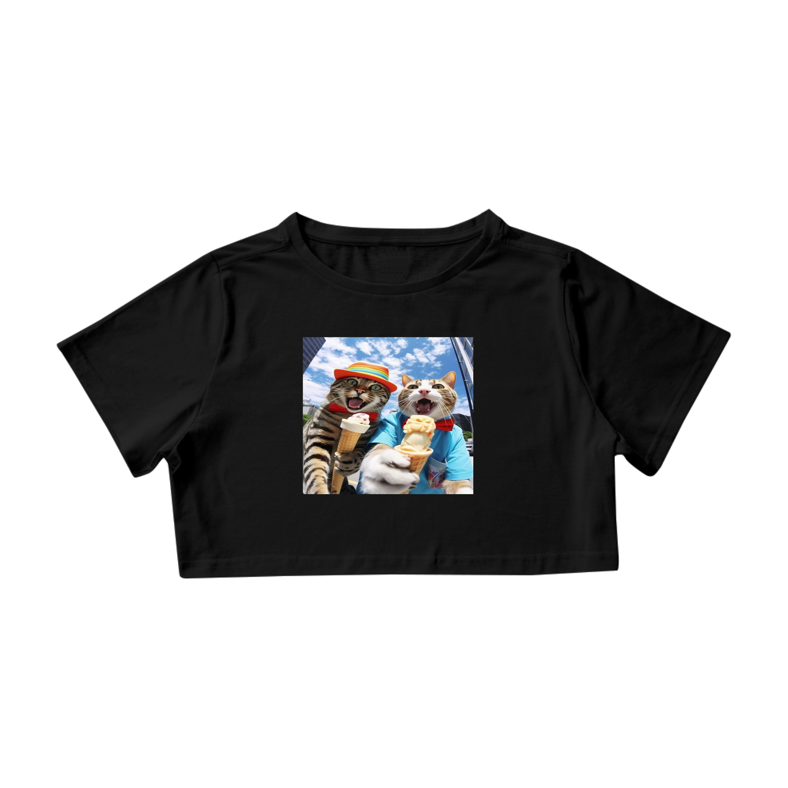 Camiseta Cropped Gatos Tomando Sorvete