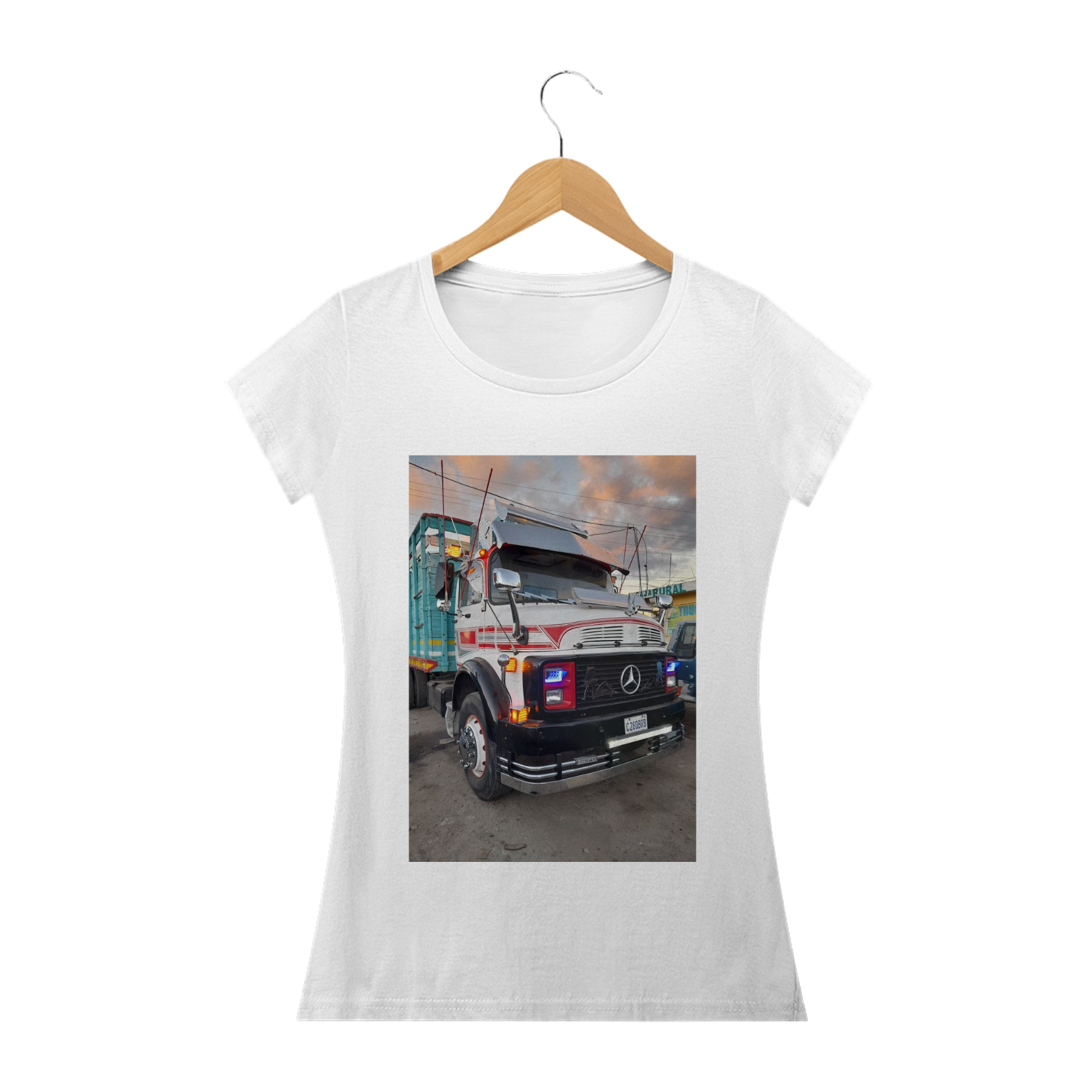 Camiseta Caminhão Mercees Feminina