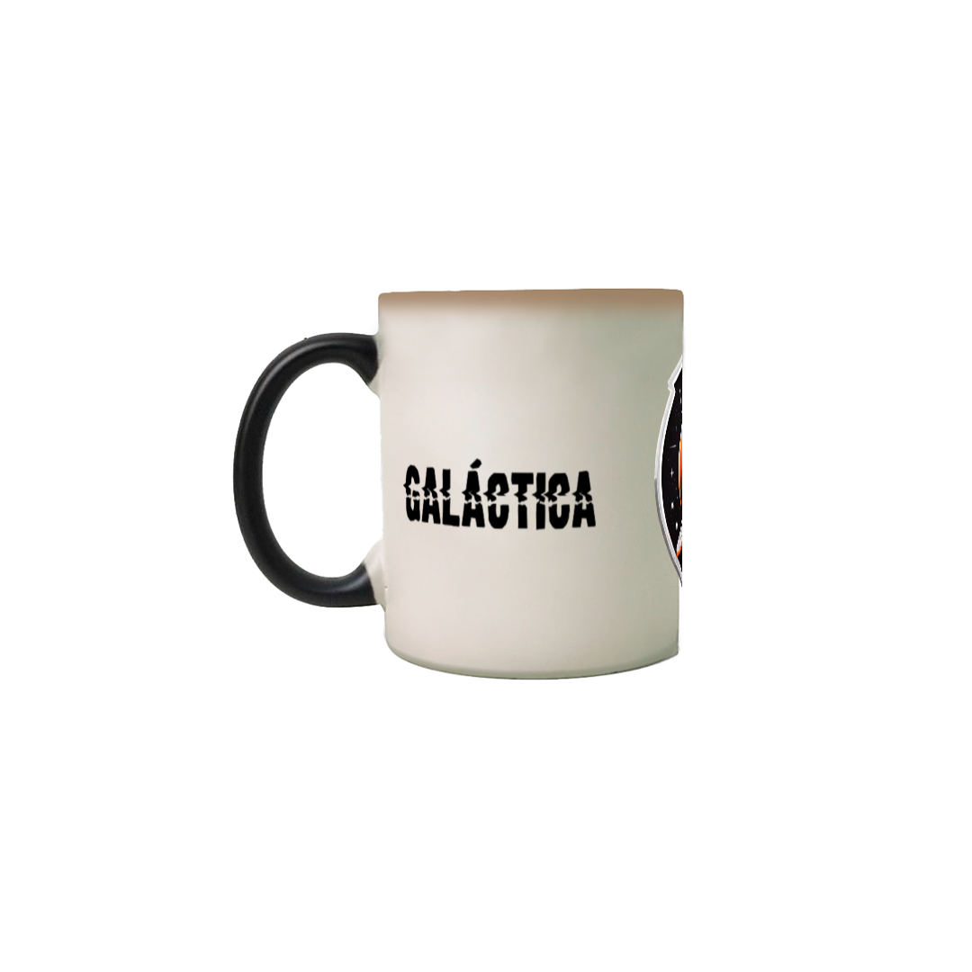 Elegância Cósmica: Caneca Minimalista Galática