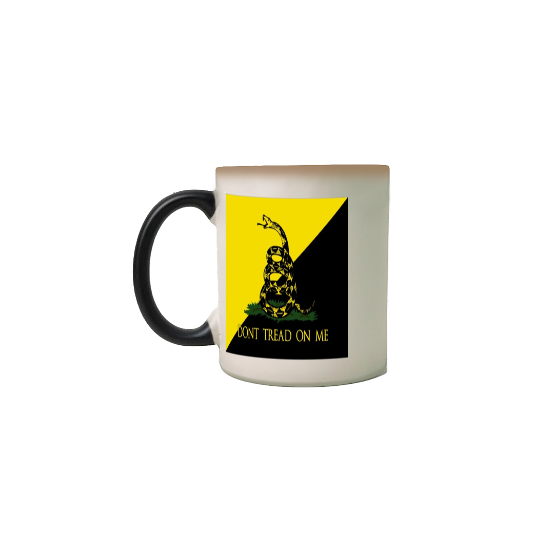 Caneca Gadsden Libertária