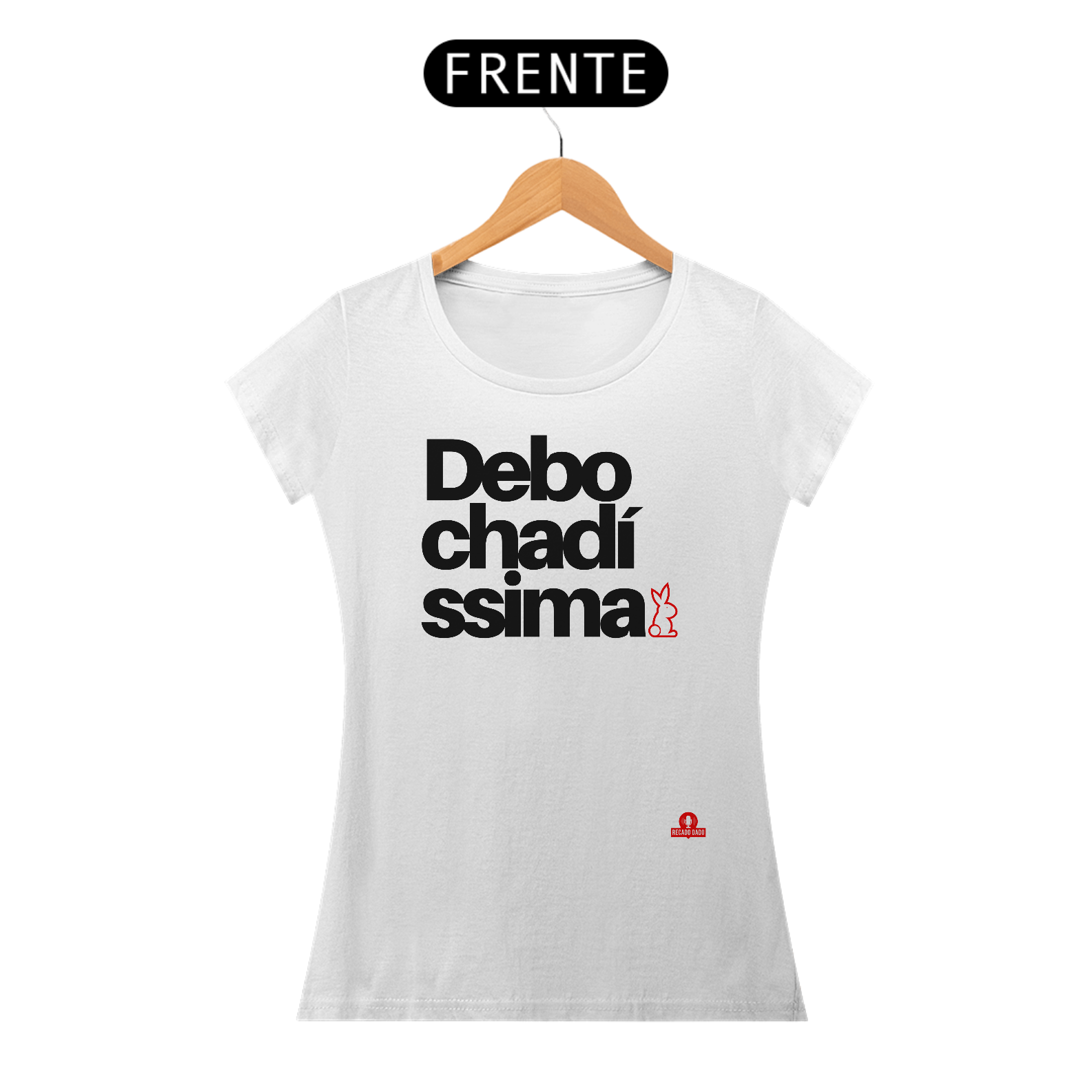 Camiseta feminina com frase estampada 
