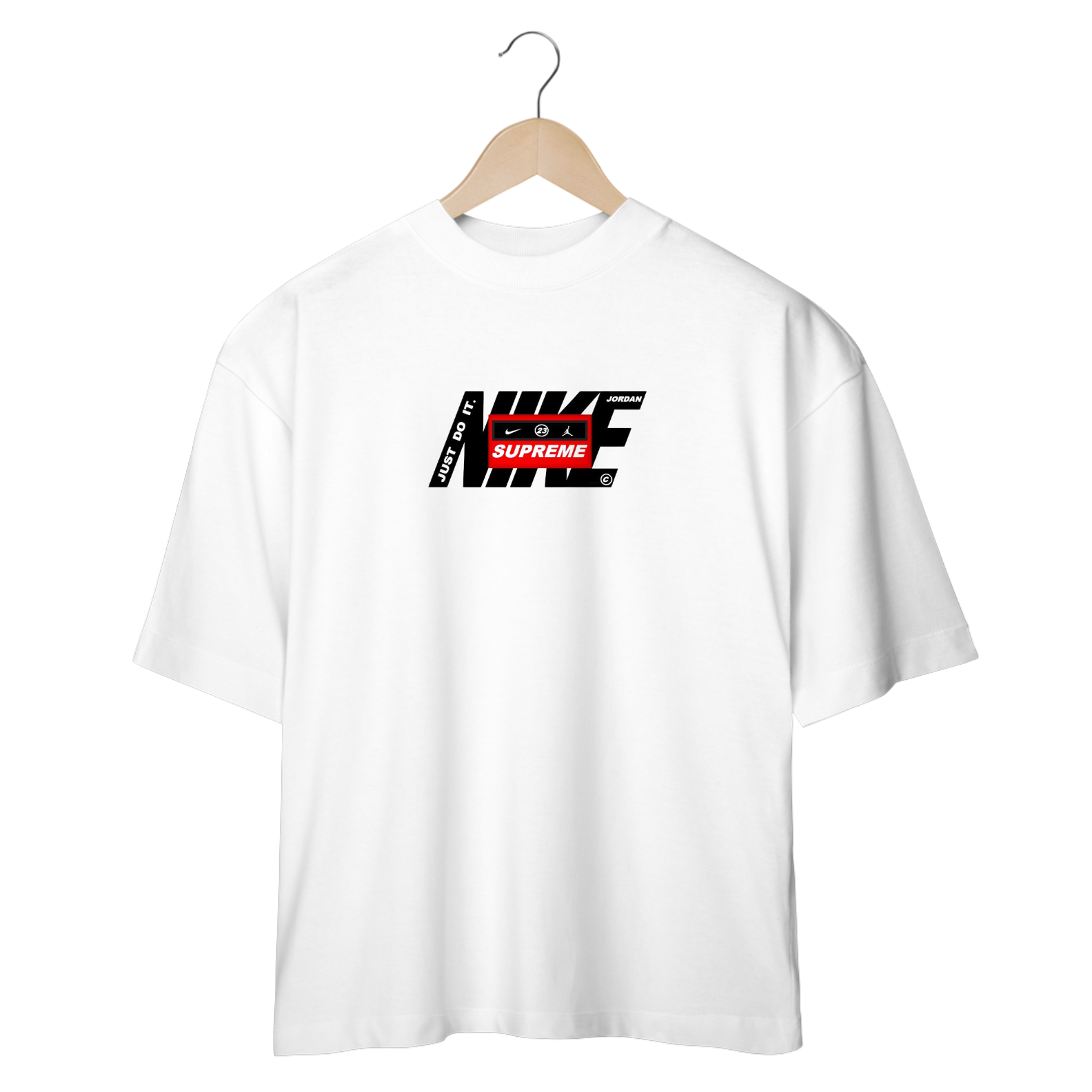 Nome do produto:  Camisa Oversized Com Nike e Supreme 