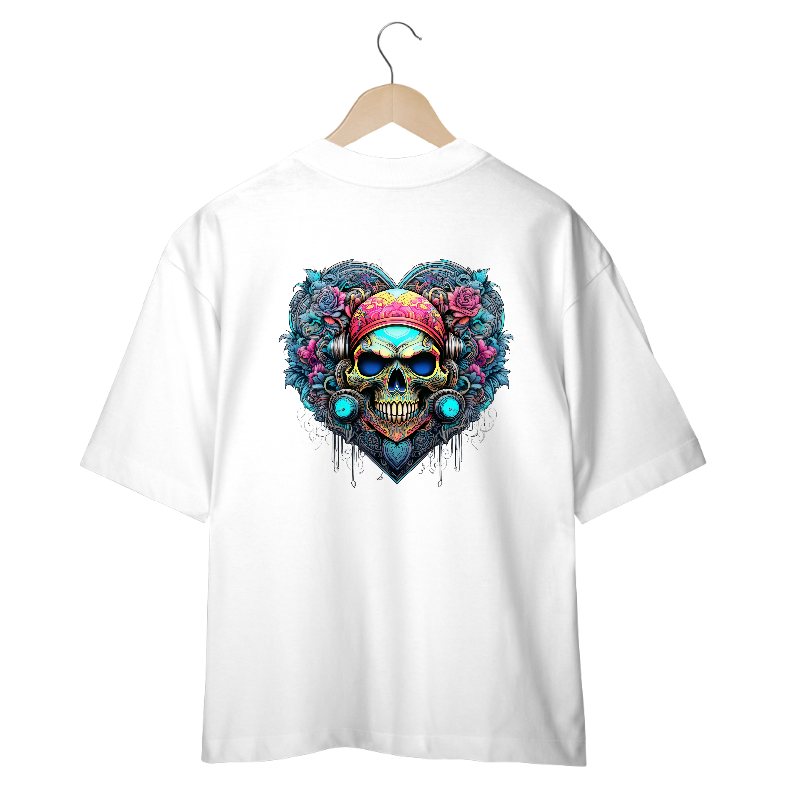 Camiseta Oversized de Caveira Feminina em Coração com Flores