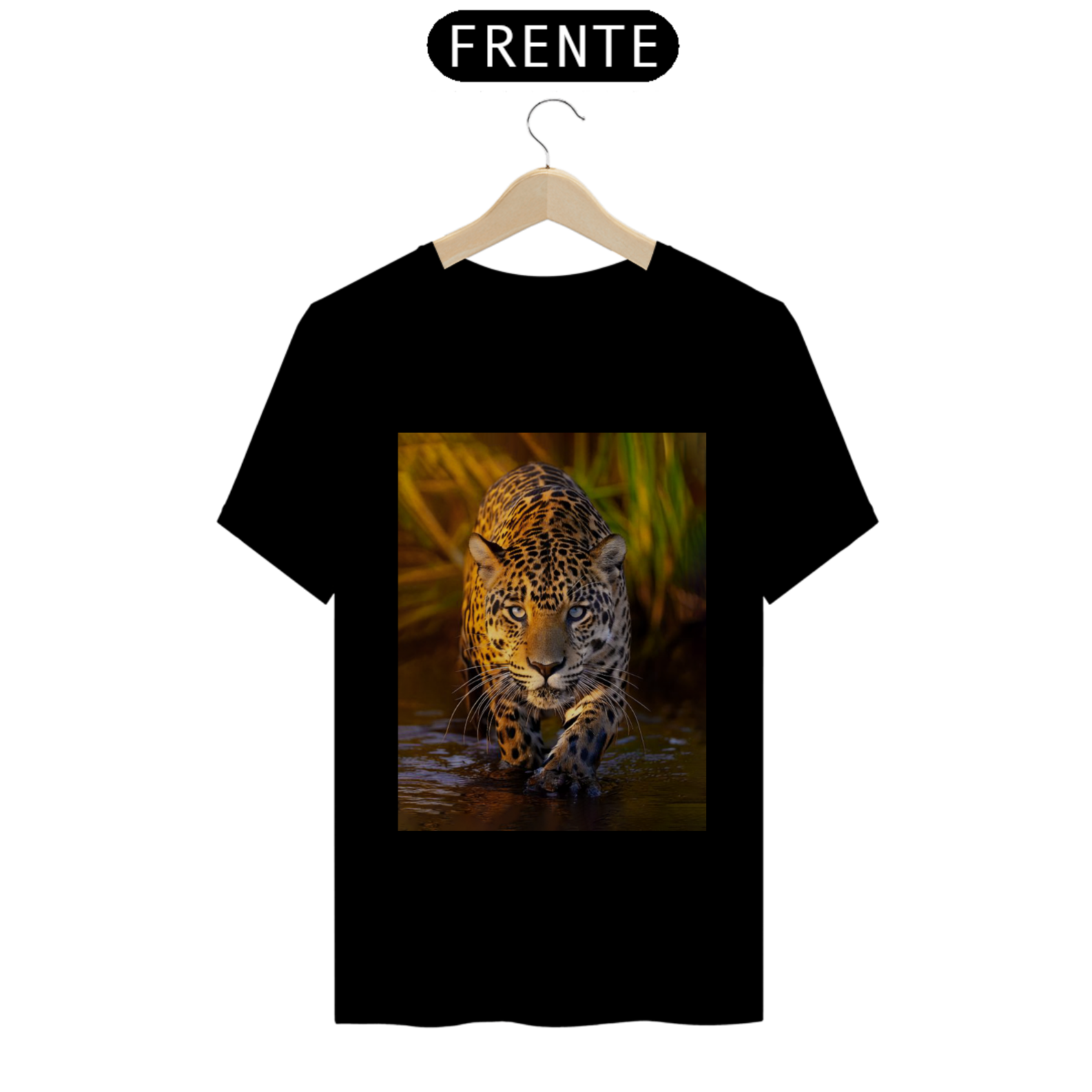 Nome do produto: ONÇA PINTADA CAMINHANDO NO BANHADO AO CREPÚSCULO