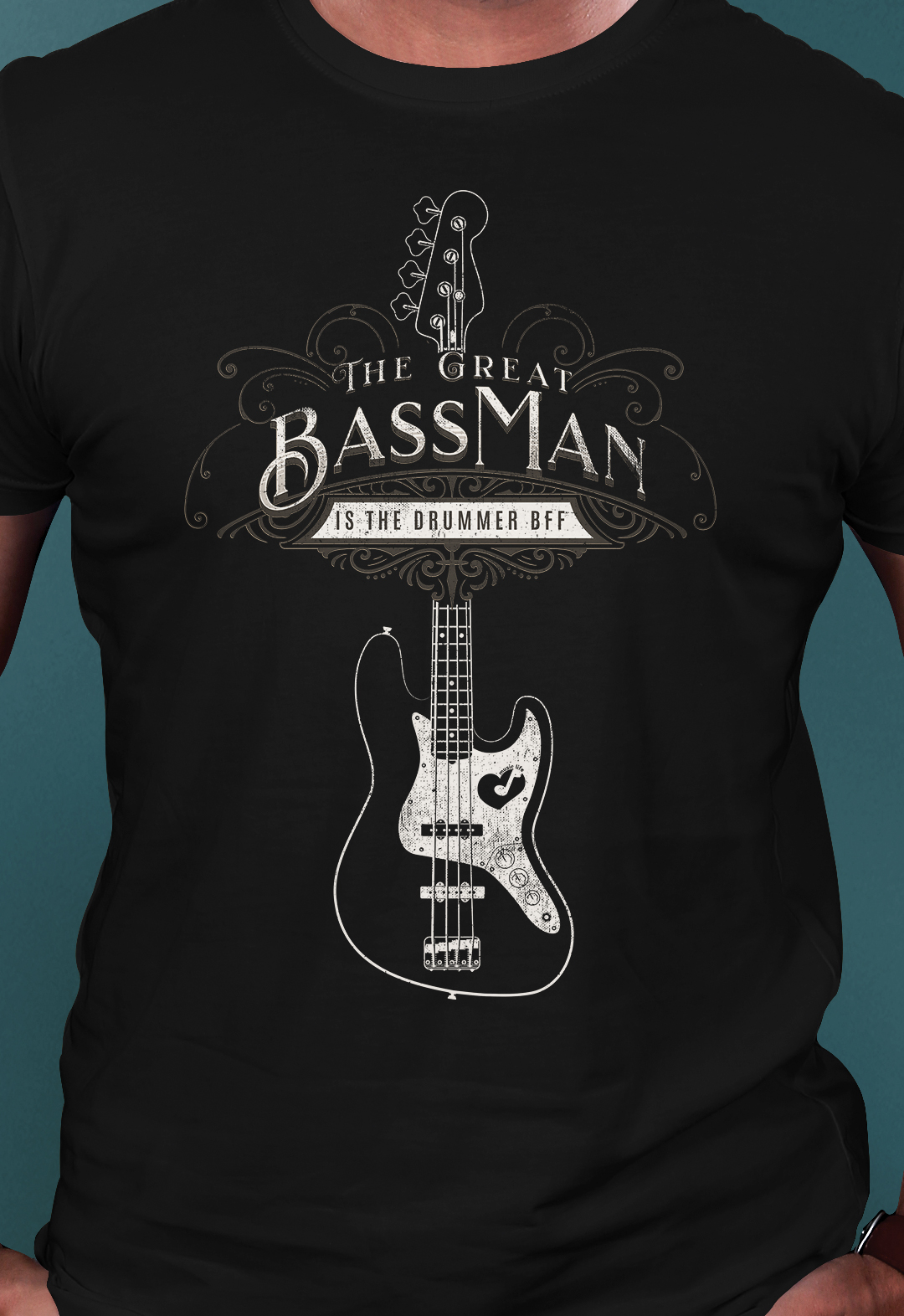 CAMISETA THE GREAT BASSMAN • Baixo
