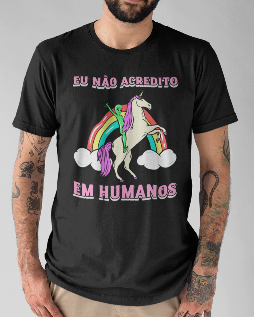 Nome do produto  Camiseta Não Acredito Em Humanos