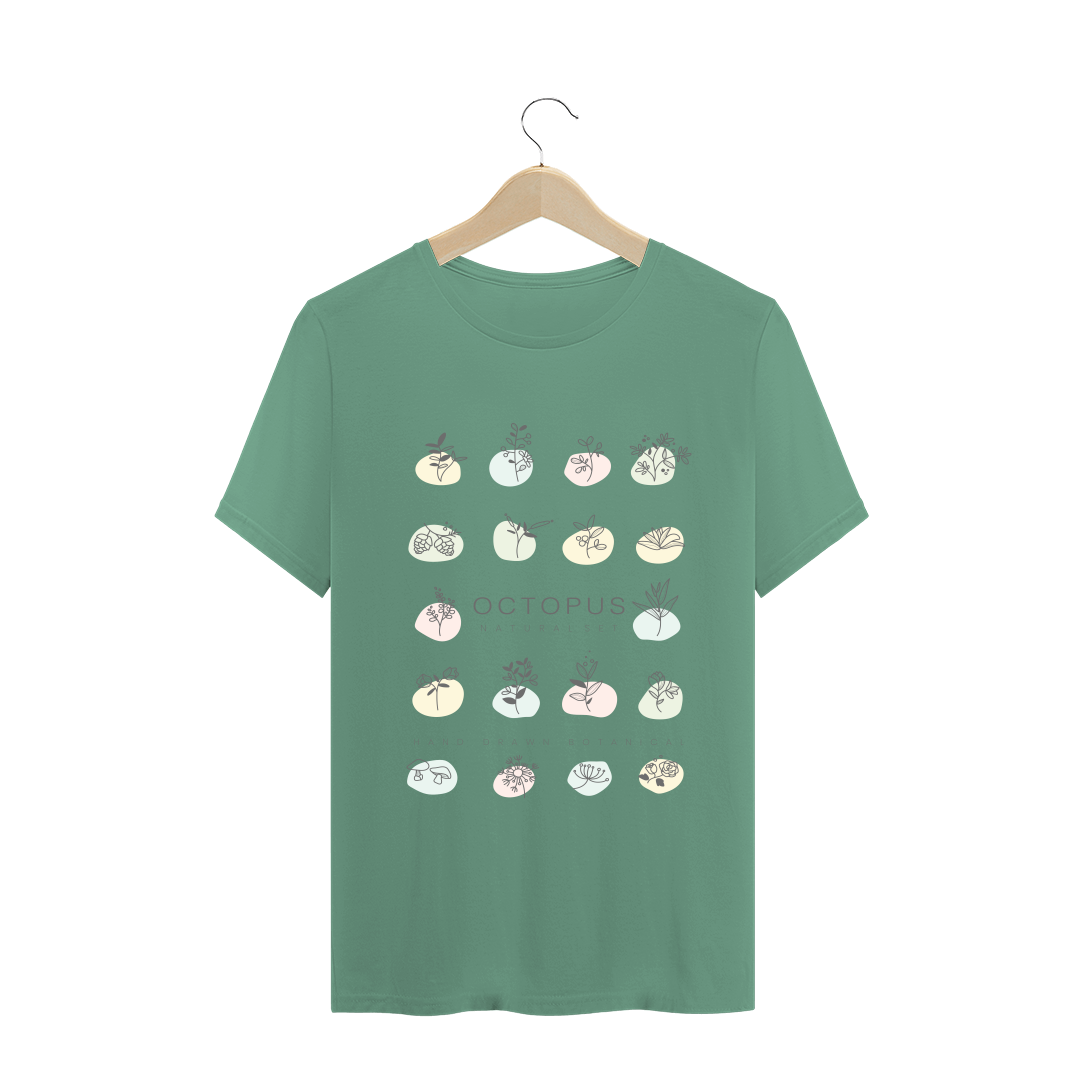 Nome do produto  Octopus: Hand Drawn Botanical - T-shirt estonada