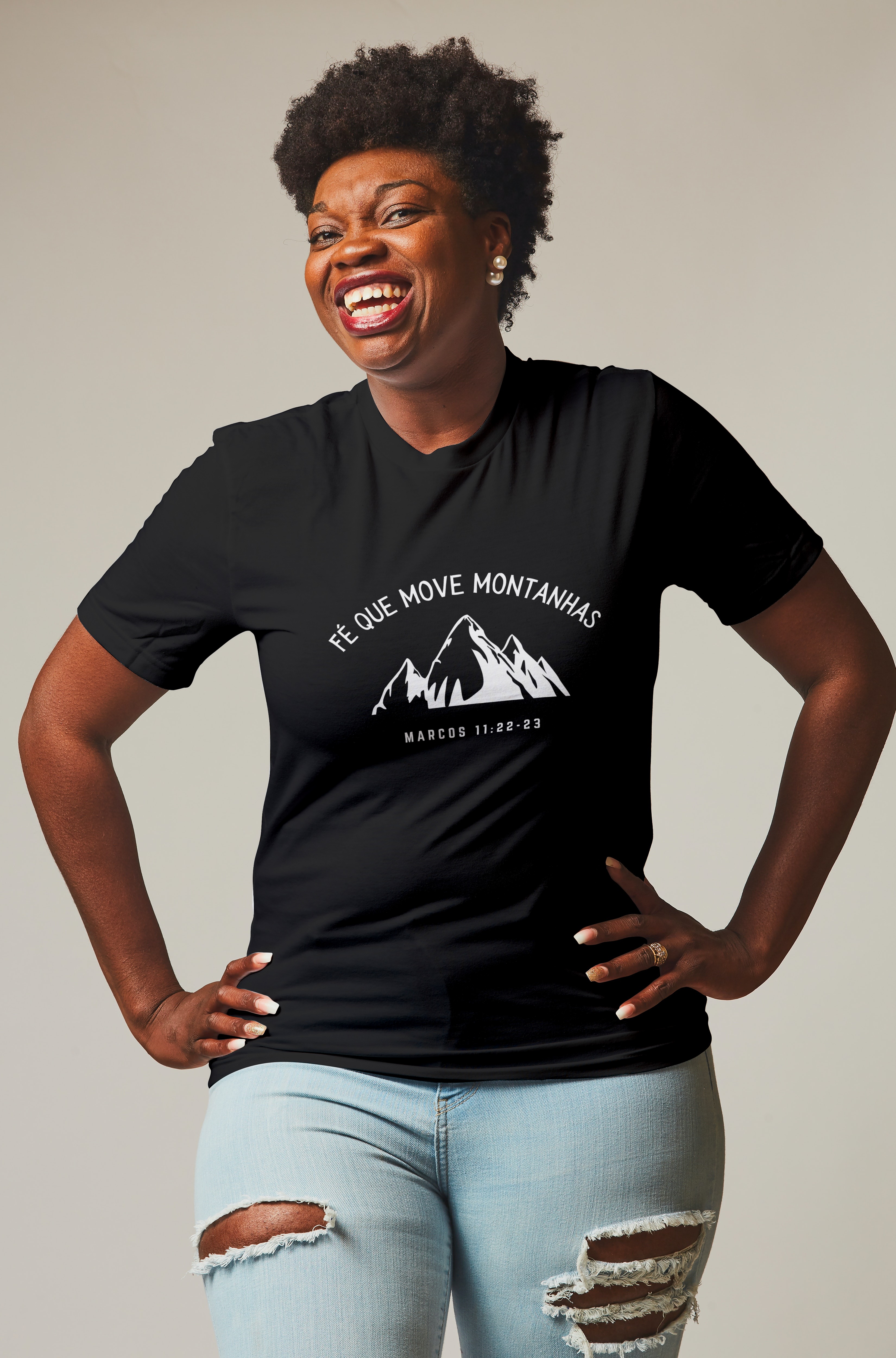 Camisa unissex ´´fé que move montanhas´´ (arte branca)