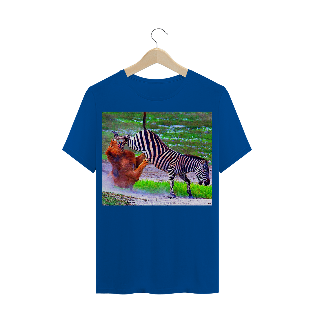 ZEBRA DANDO COICE EM LEÃO