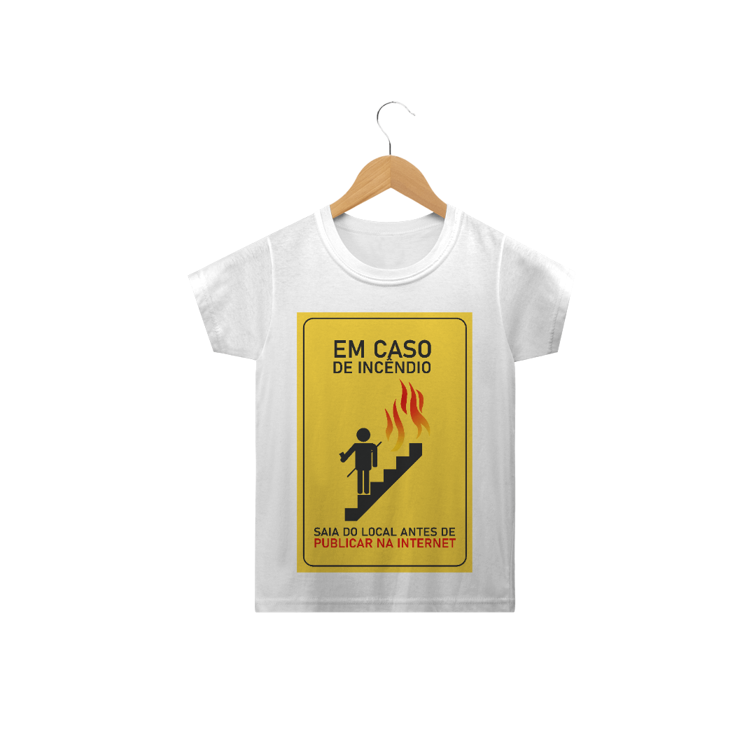 Nome do produto  CAMISETA INFANTIL: Primeiro a vida depois a fama