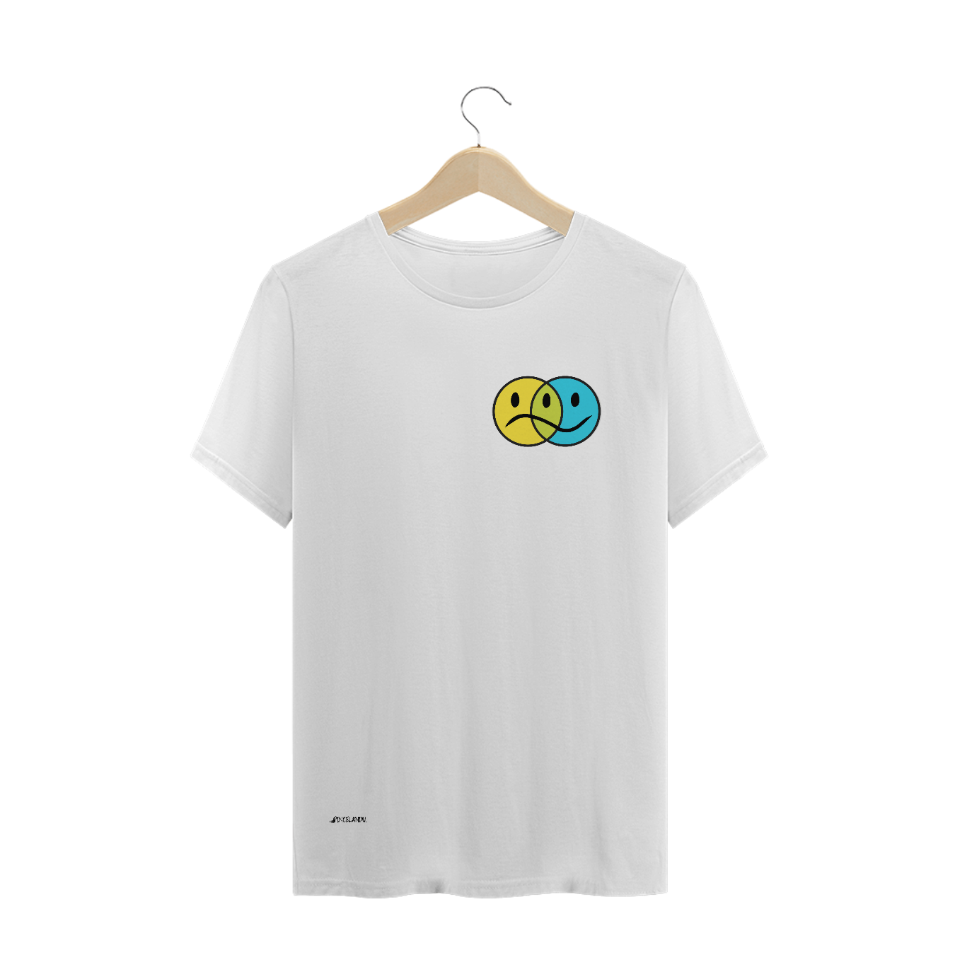 Nome do produto  Camiseta branca masculina smiles Pincelandu