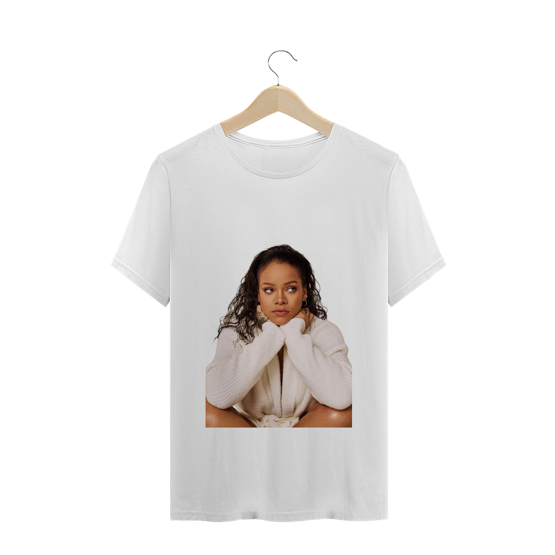 Nome do produto  T-shirt Rihanna I