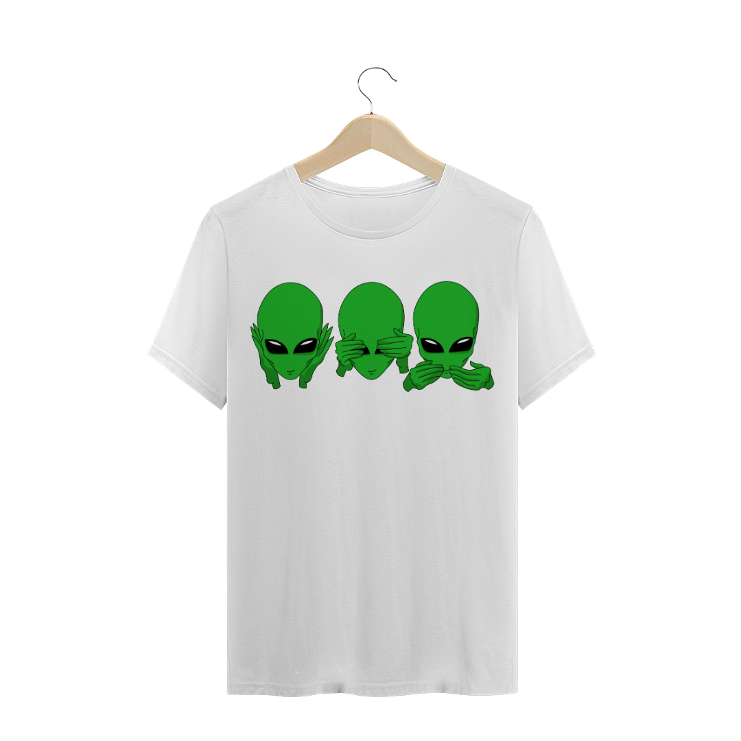 Nome do produto  Camiseta - S.C.M. ALIEN