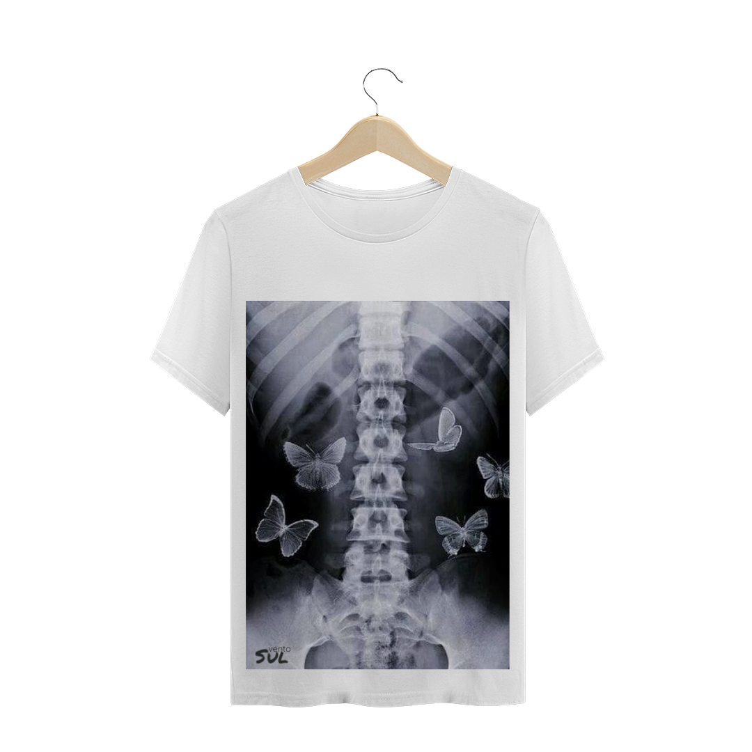 Nome do produto: camiseta vento sul borboletas no estomago