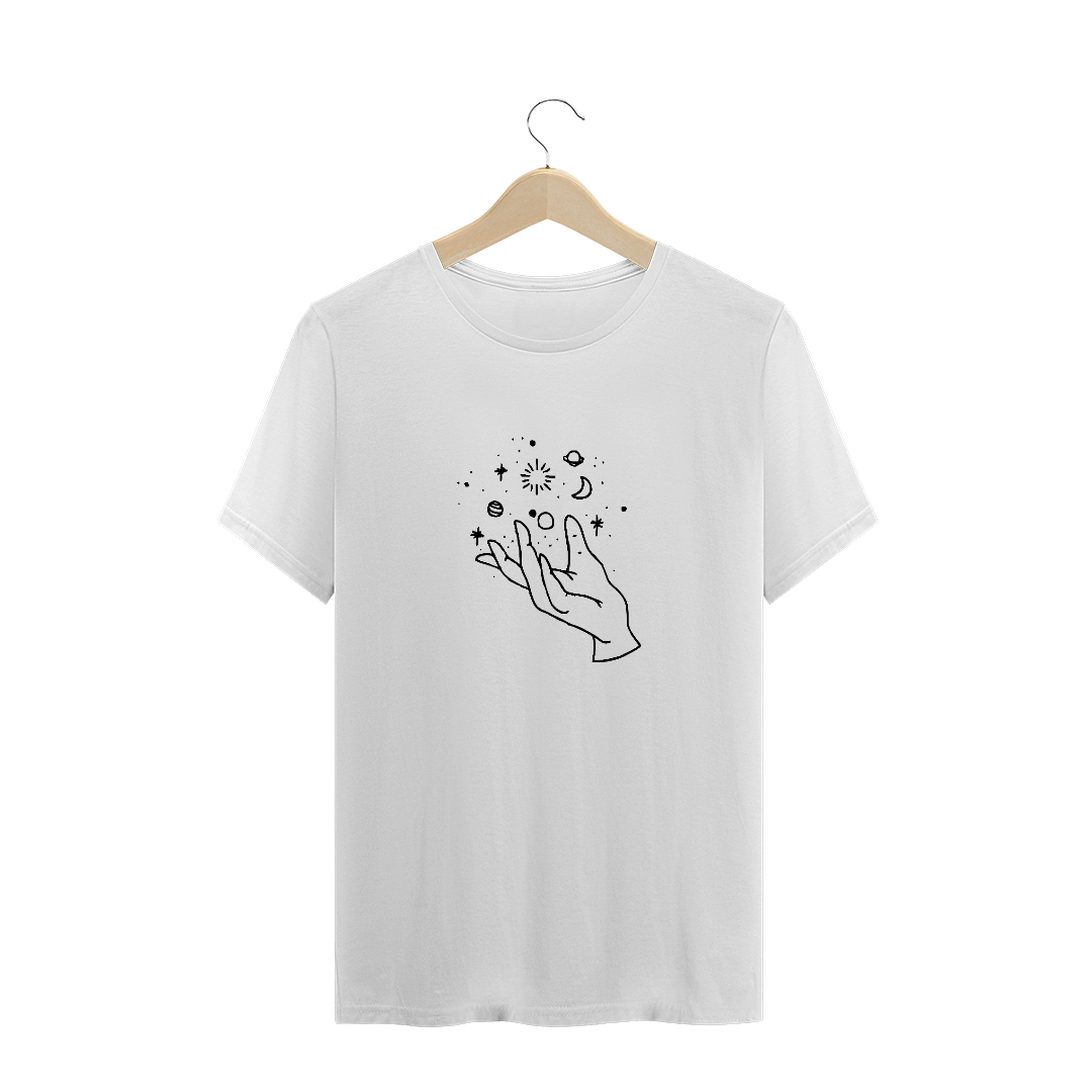 Nome do produto  T-Shirt Universo na Mão