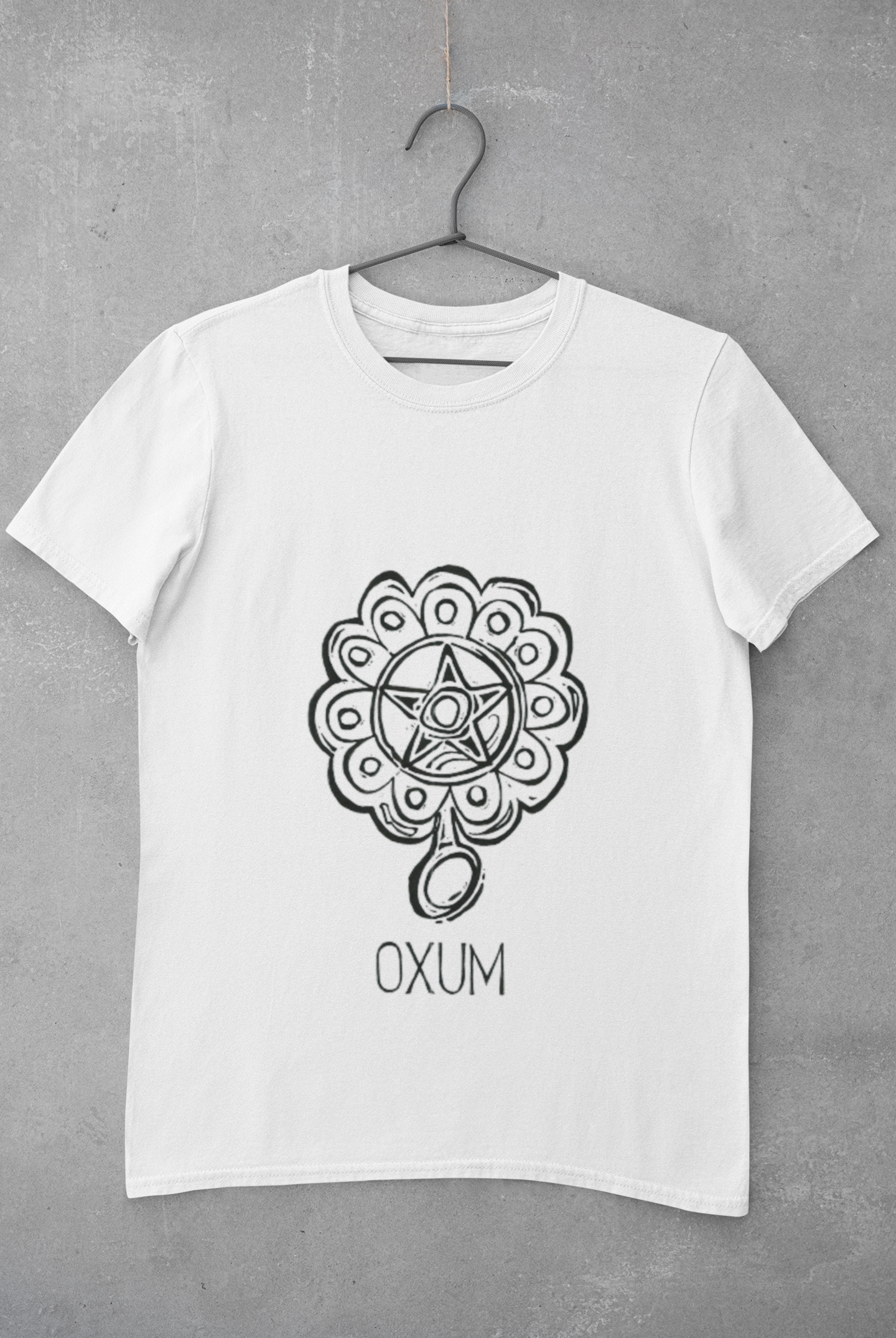 Camiseta da Orixá Oxum (Modelo Plus Size)