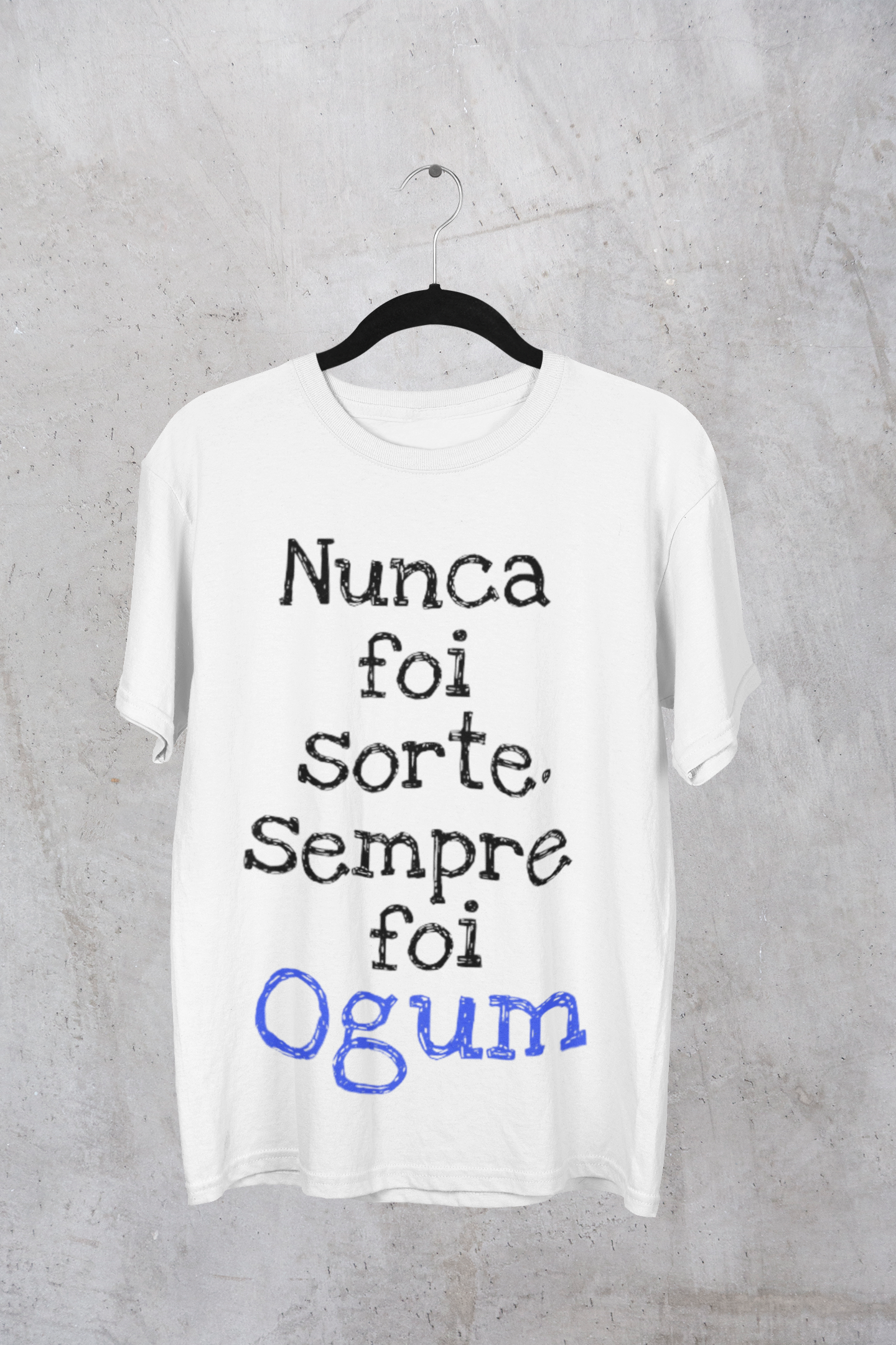 Camiseta do Orixá Ogum (Modelo Plus Size)