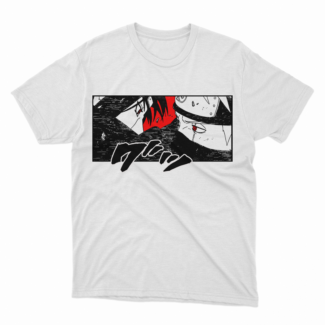 Camiseta Branca Kakashi vs Itachi