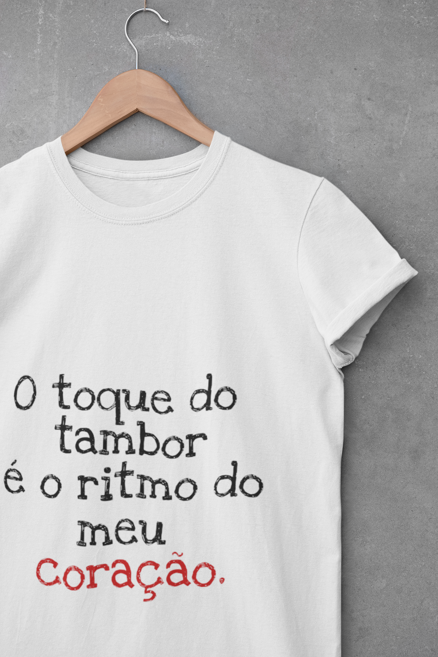 Camiseta c/ Frases (Modelo Plus Size)