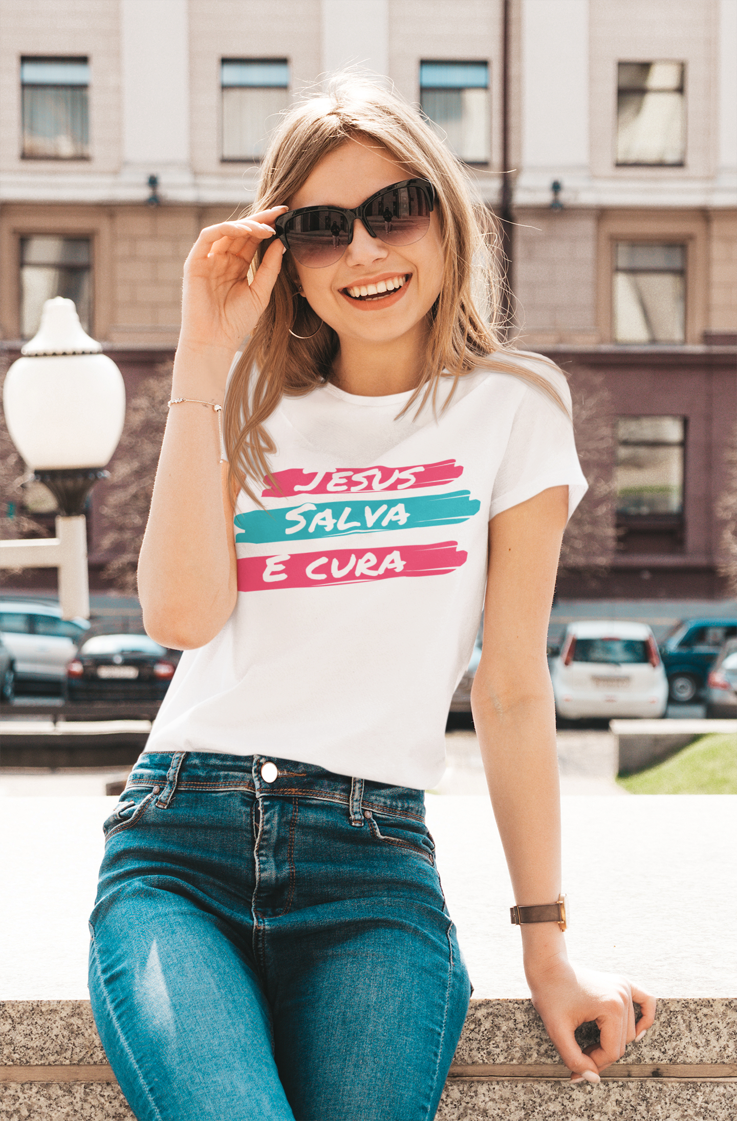 Nome do produto  Camiseta Feminina Cristã Jesus Salva e Cura