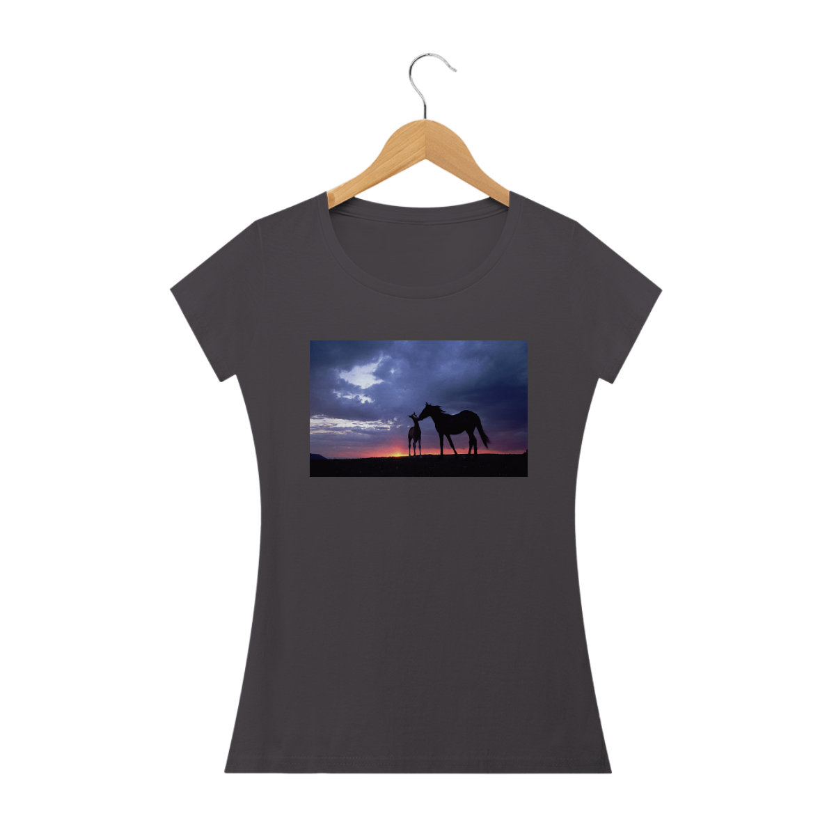 Nome do produto  CAMISETA BABY LONG -  CAVALOS - Feminina
