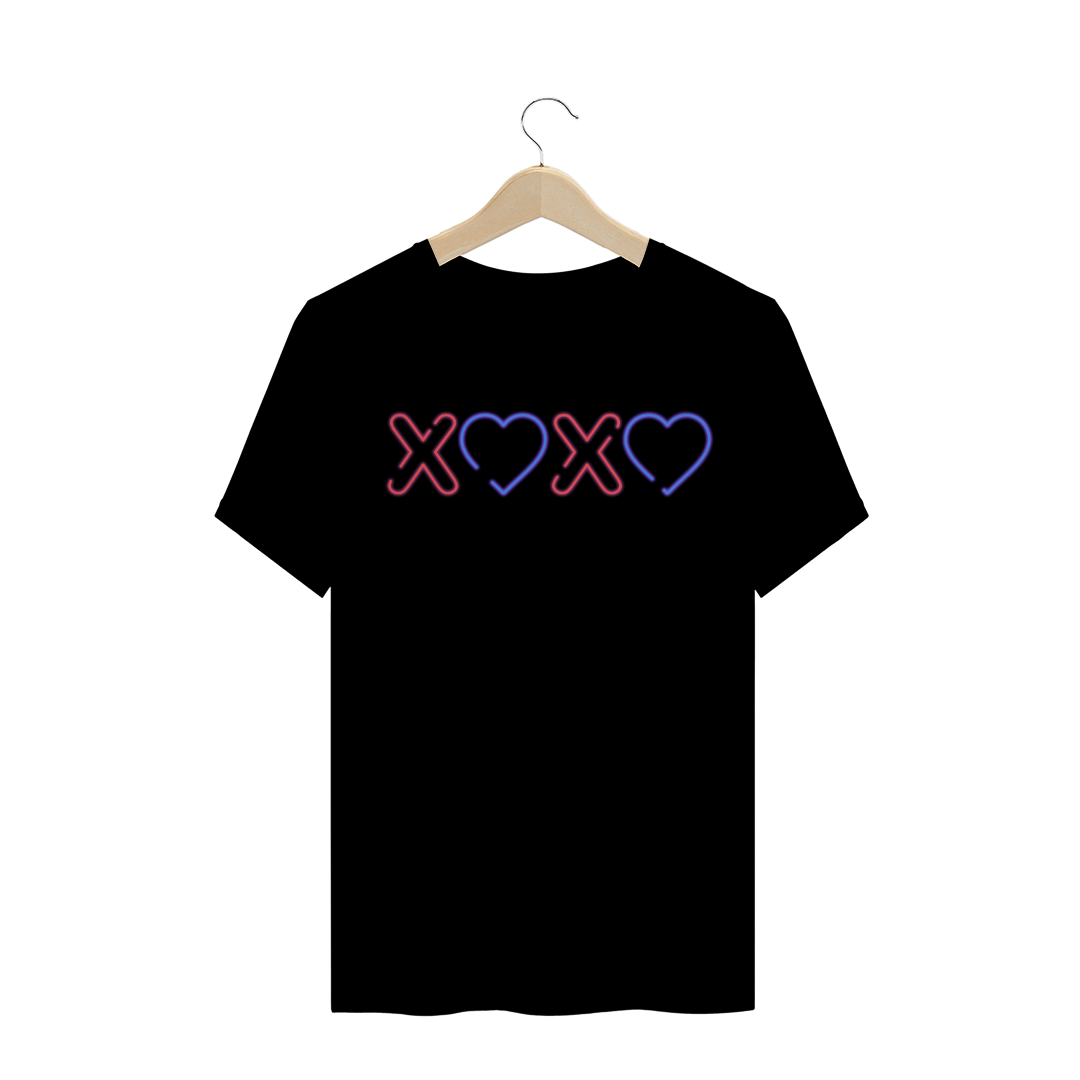 Nome do produto  Camiseta preta - XOXO