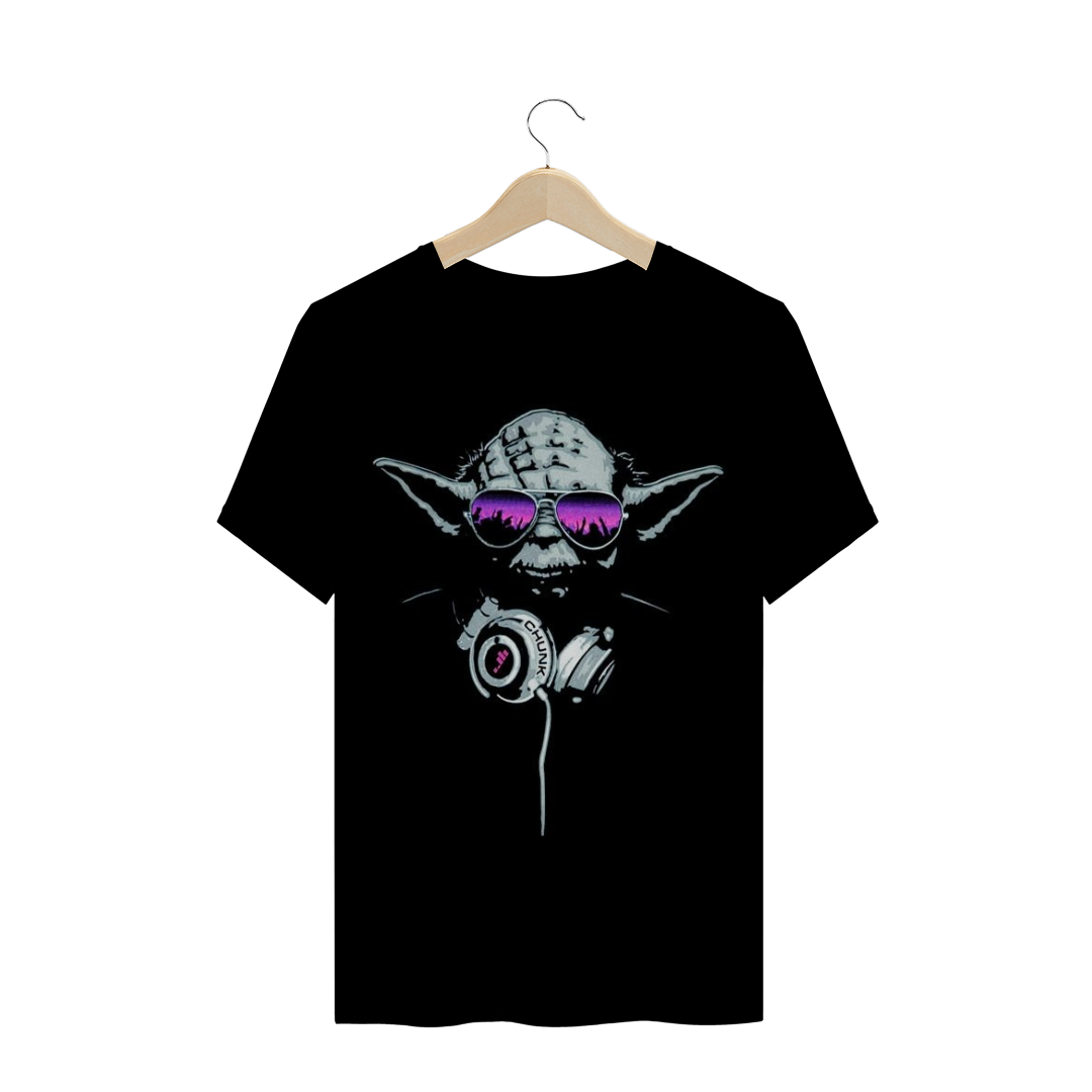 Nome do produto  Camiseta Masculina Mestre Yoda
