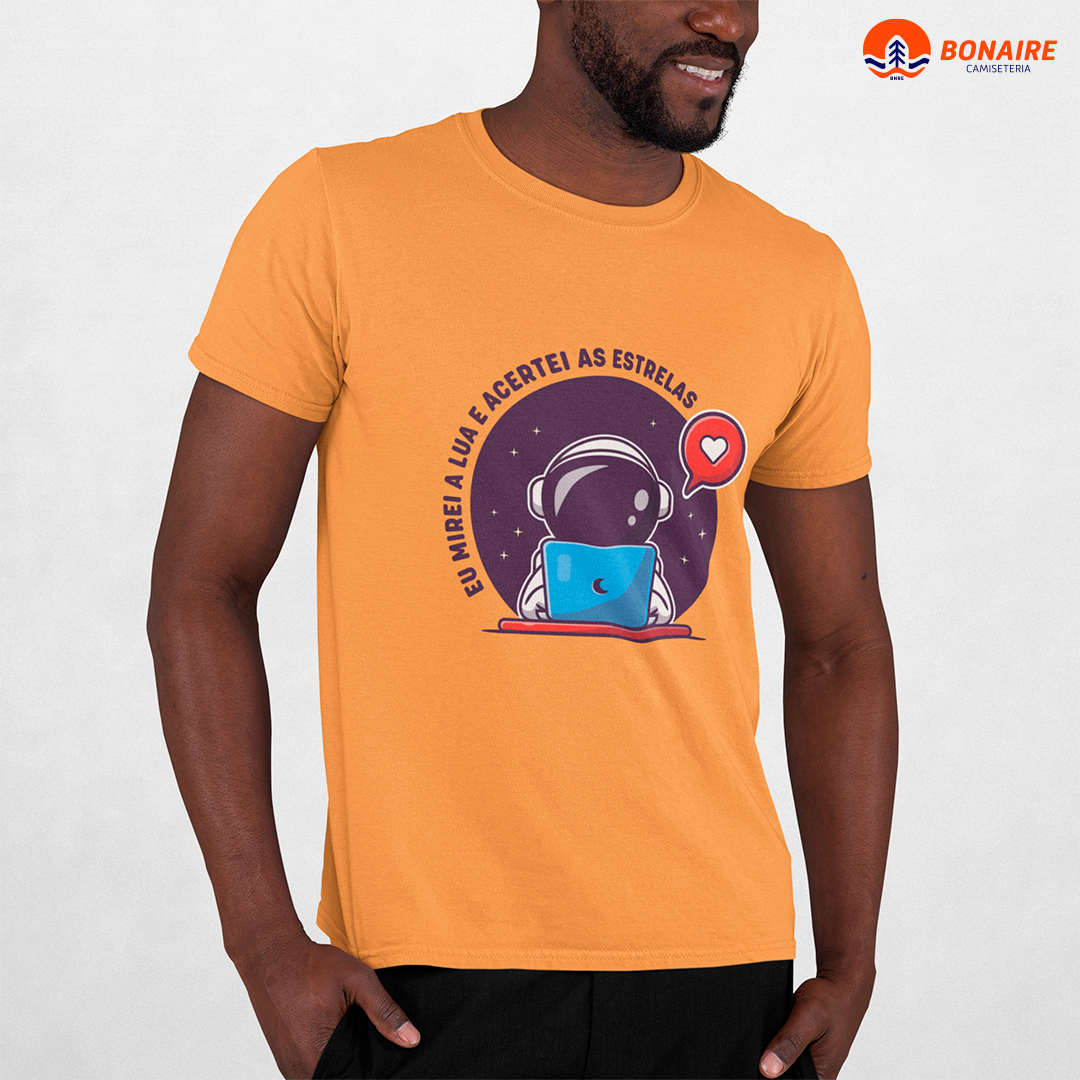 Astronauta também ama - Mirei a lua