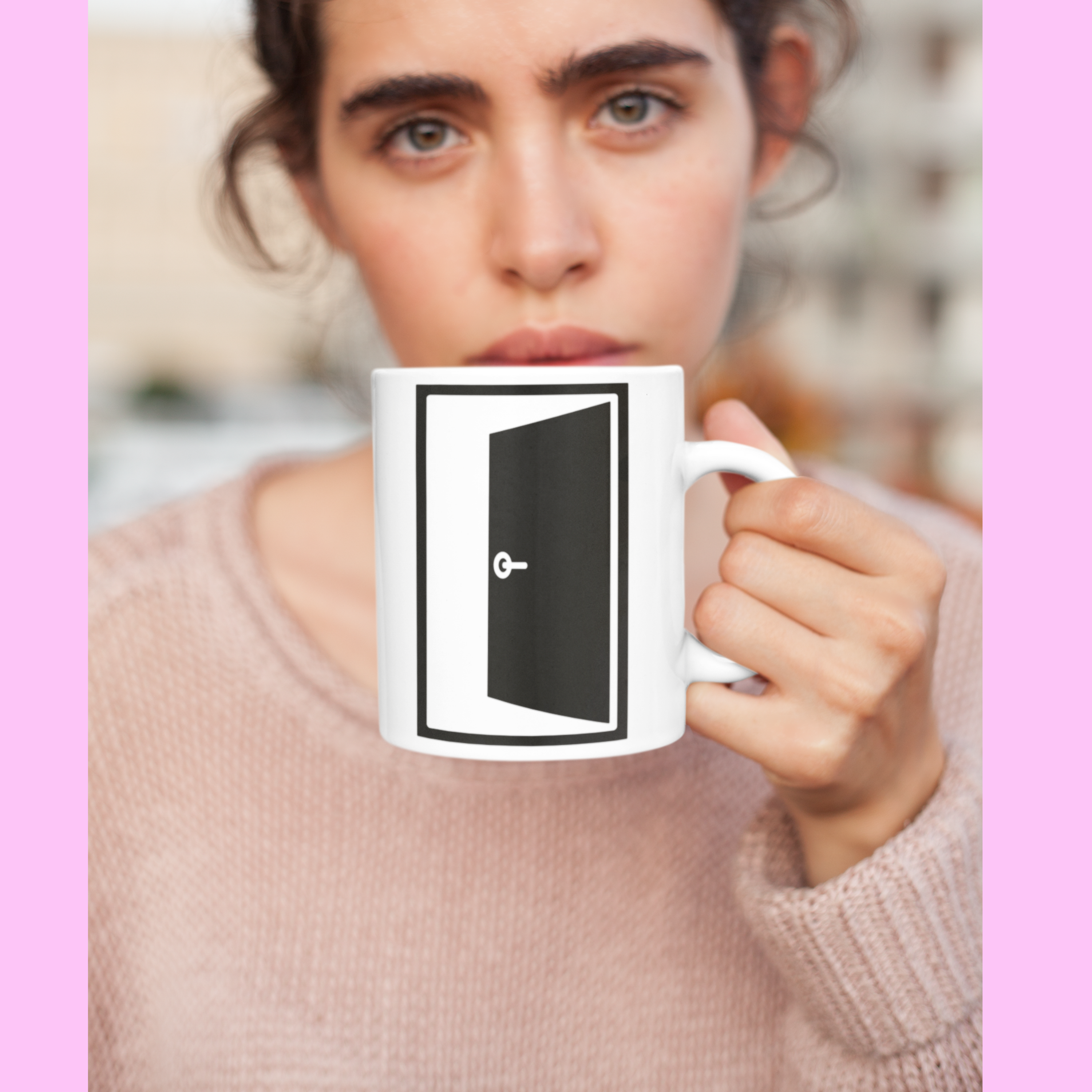 Caneca de Porcelana Branca - Porta aberta pra dentro