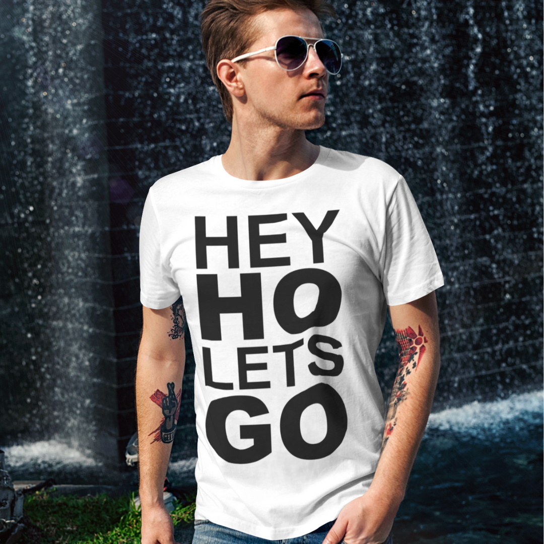 Camiseta Hey Ho Lets Go