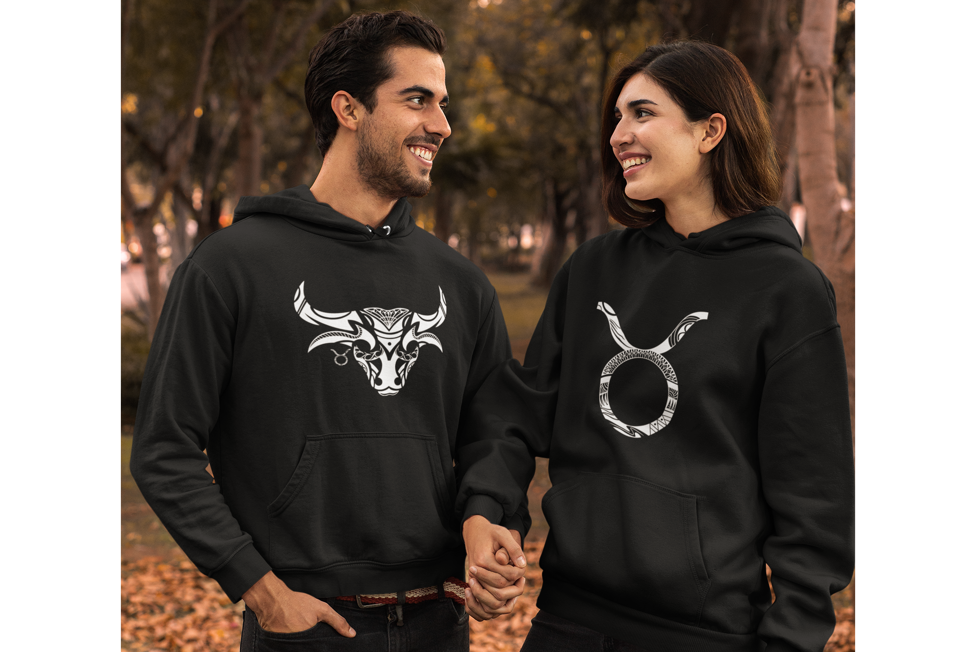 MOLETON PRETO CANGURÚ COM CAPUZ - SIGNO TOURO SÍMBOLO