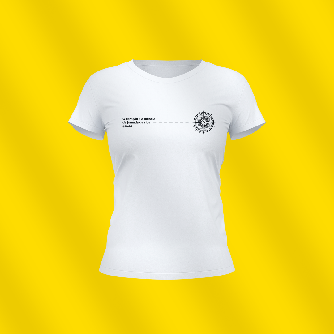 Nome do produto  Baby Look branca - O coração é a bússola