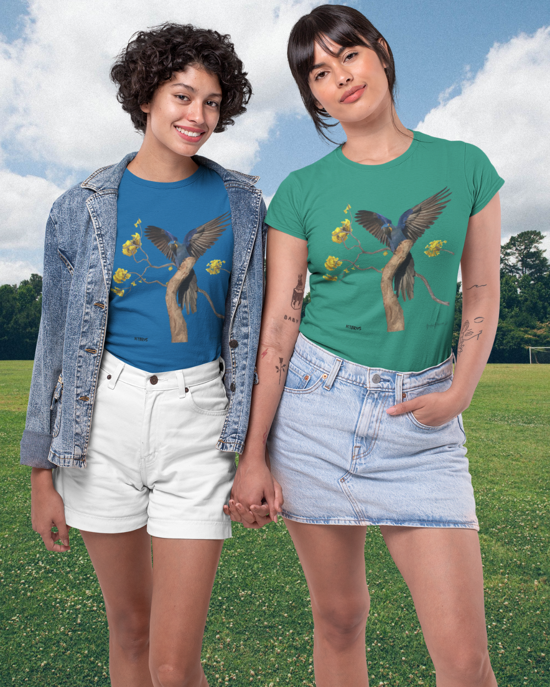 Camiseta Baby-Look Estonada Arara Azul 