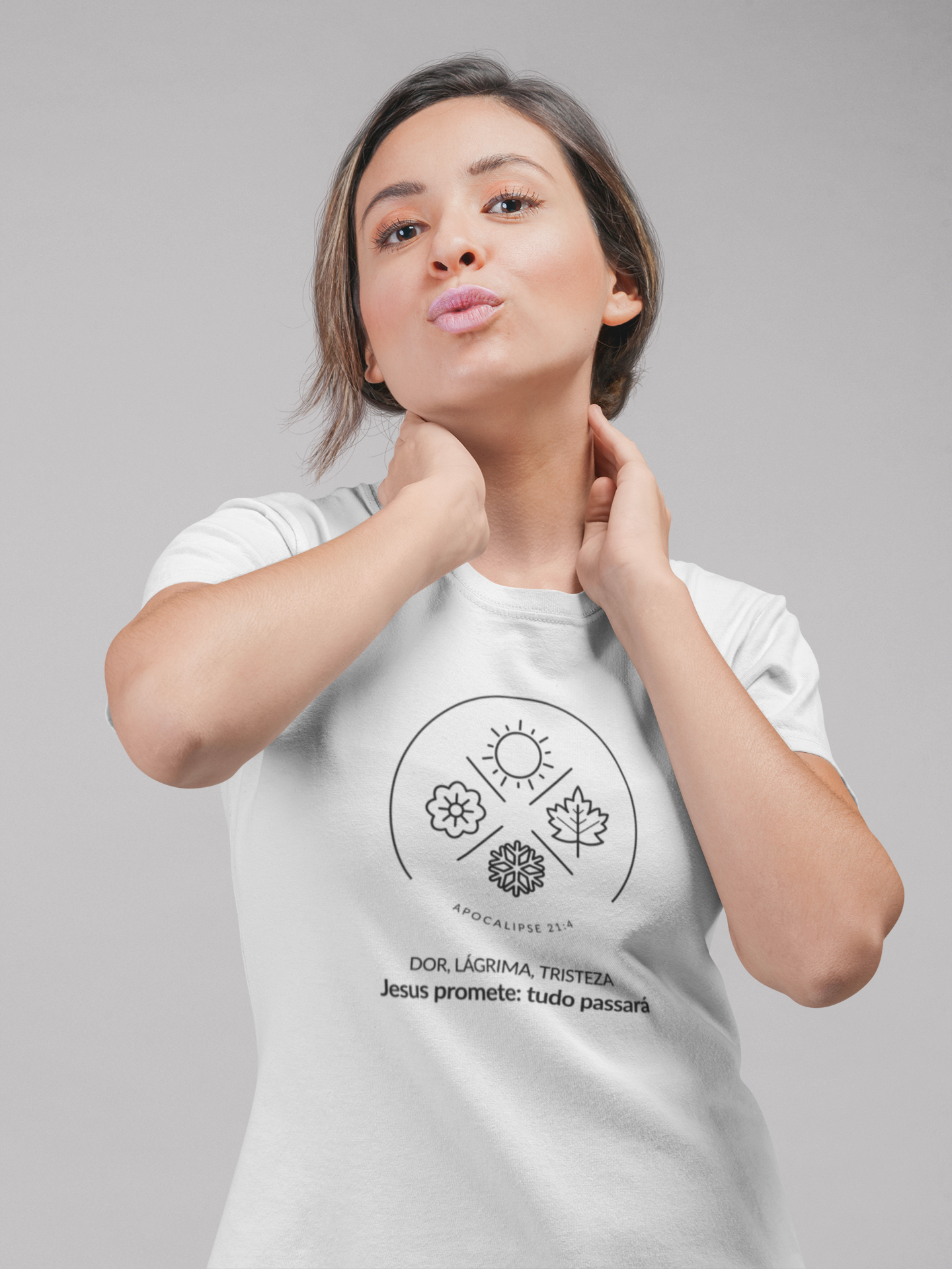 T-SHIRT FEMININA - MALHA  PRIME - ESTAÇÕES (BLACK)