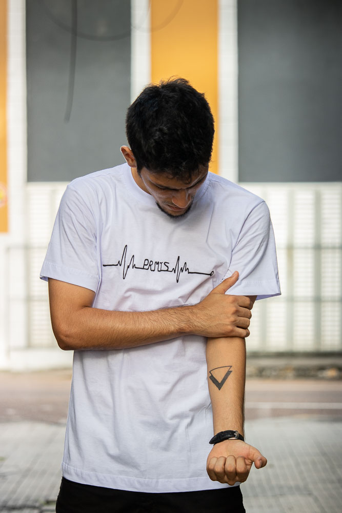 Nome do produto  camisa branca prmts eletrocardiograma 